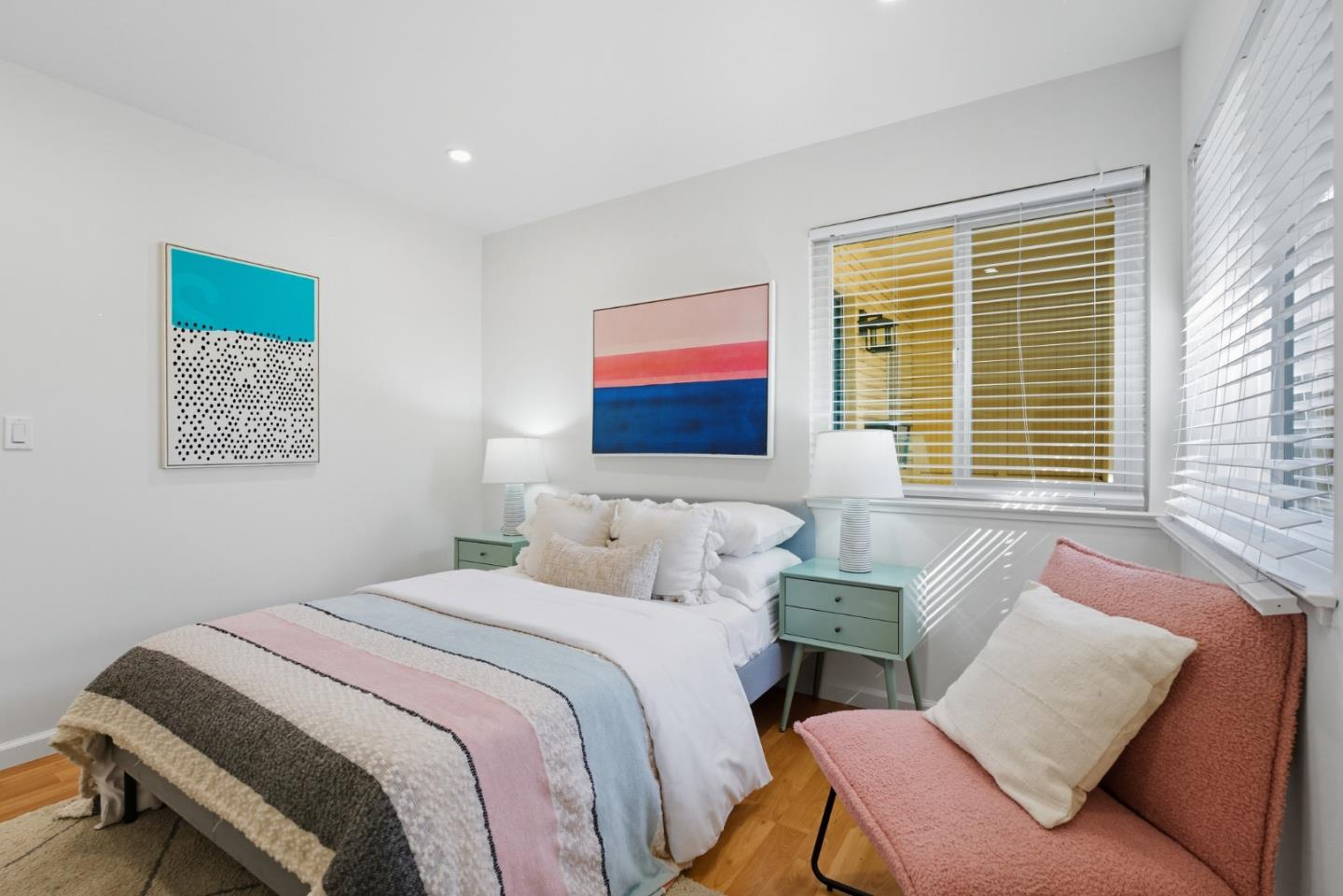5597 Glenoak Court
