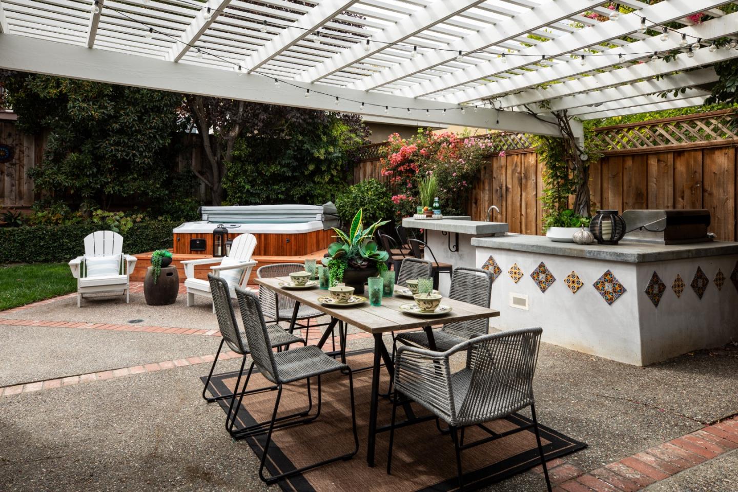 1672 Maryland Street