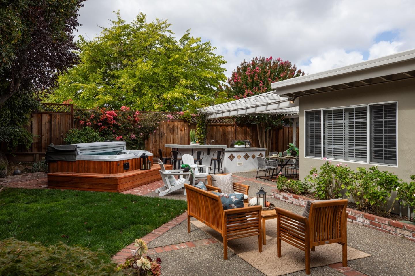 1672 Maryland Street