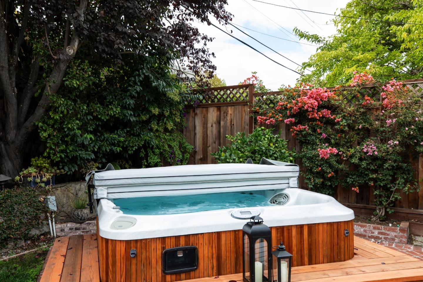 1672 Maryland Street