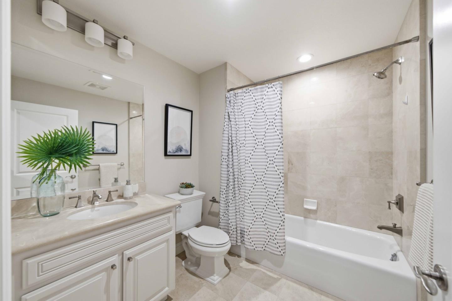 325 Channing AVE 112