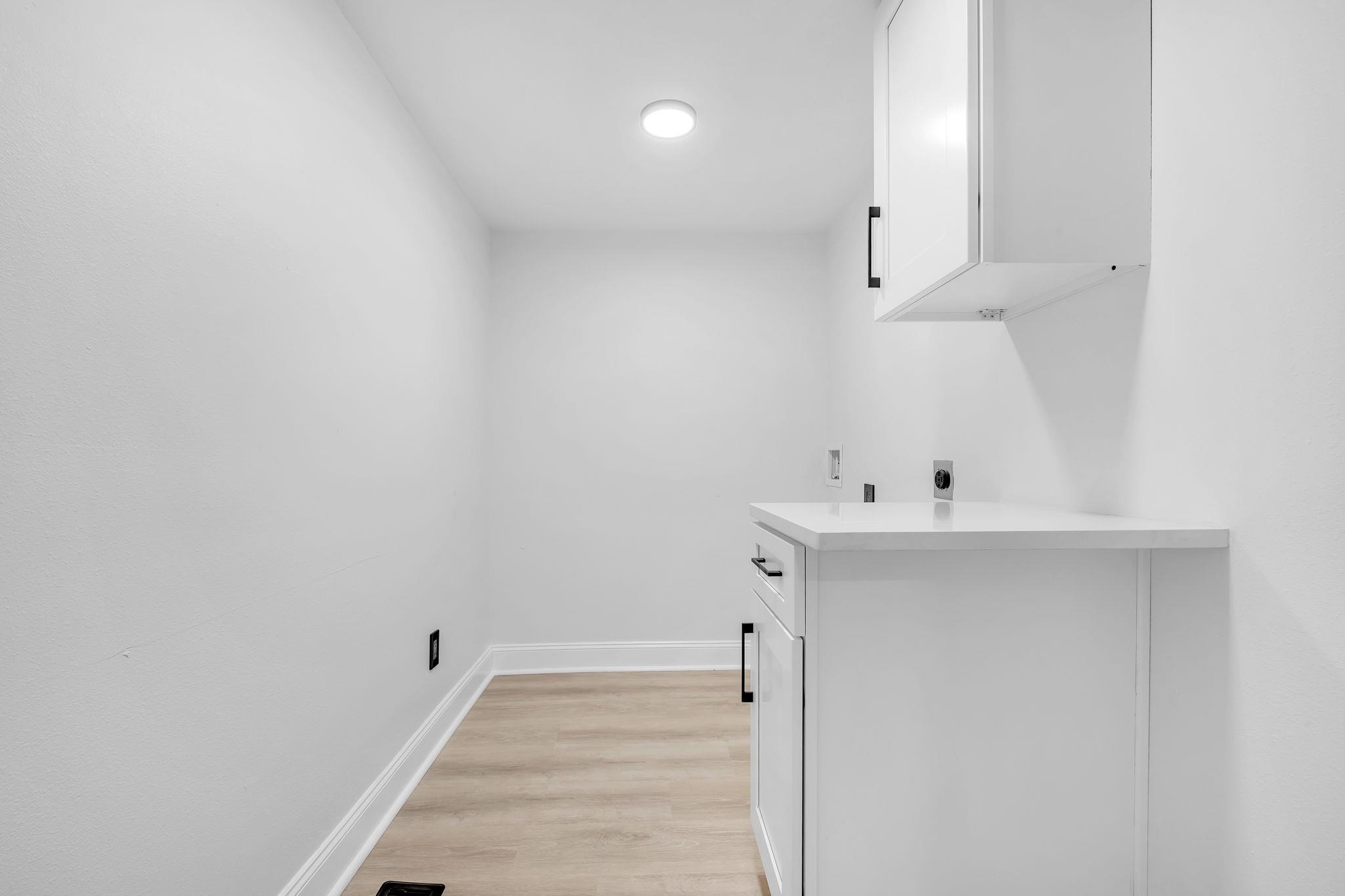 223 Tropicaire Street