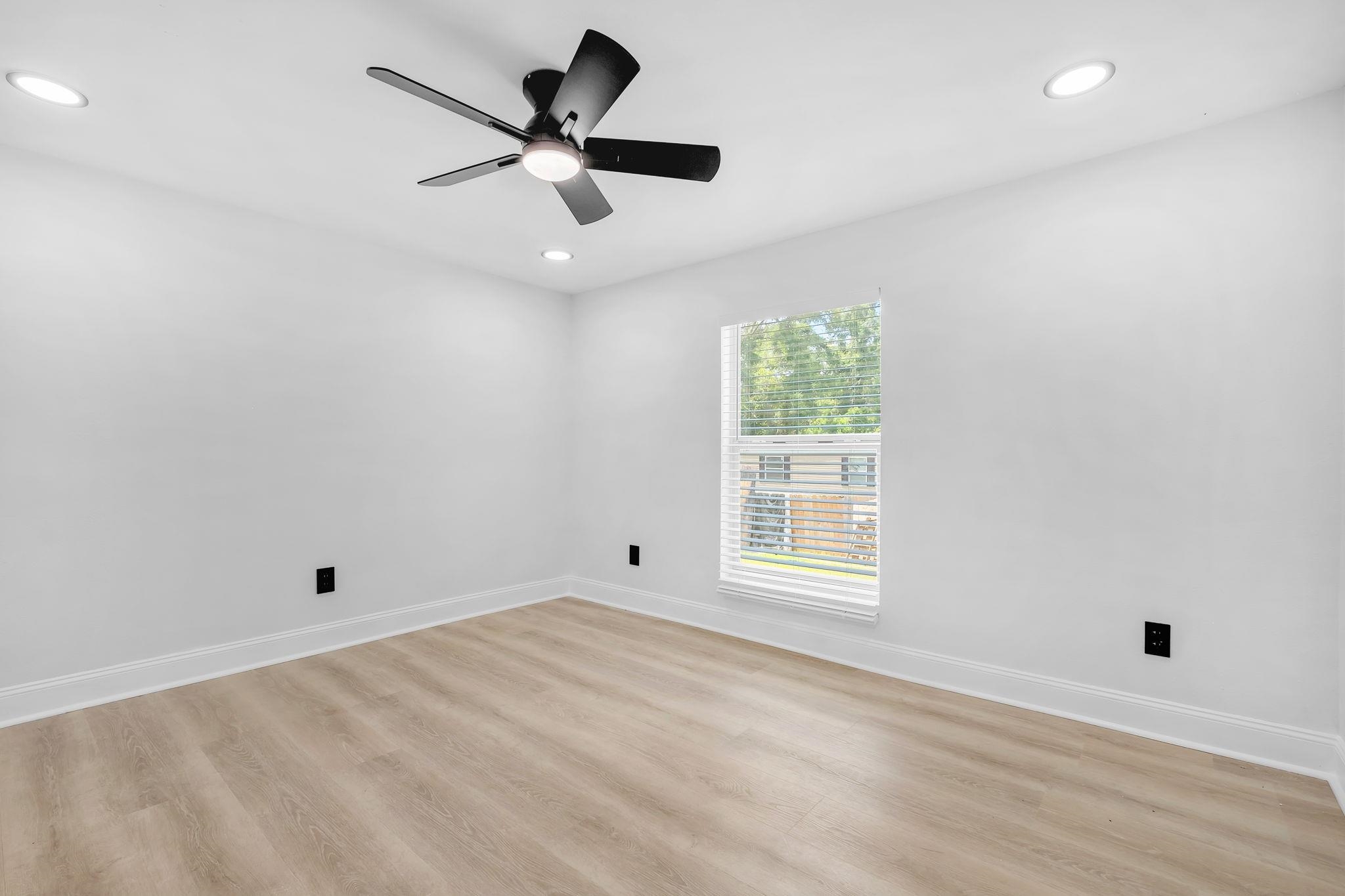 223 Tropicaire Street