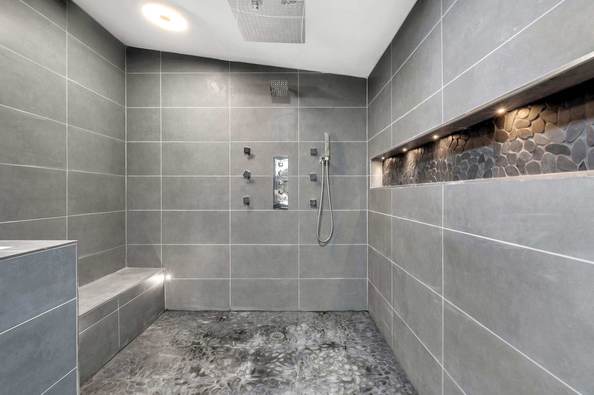 223 Tropicaire Street