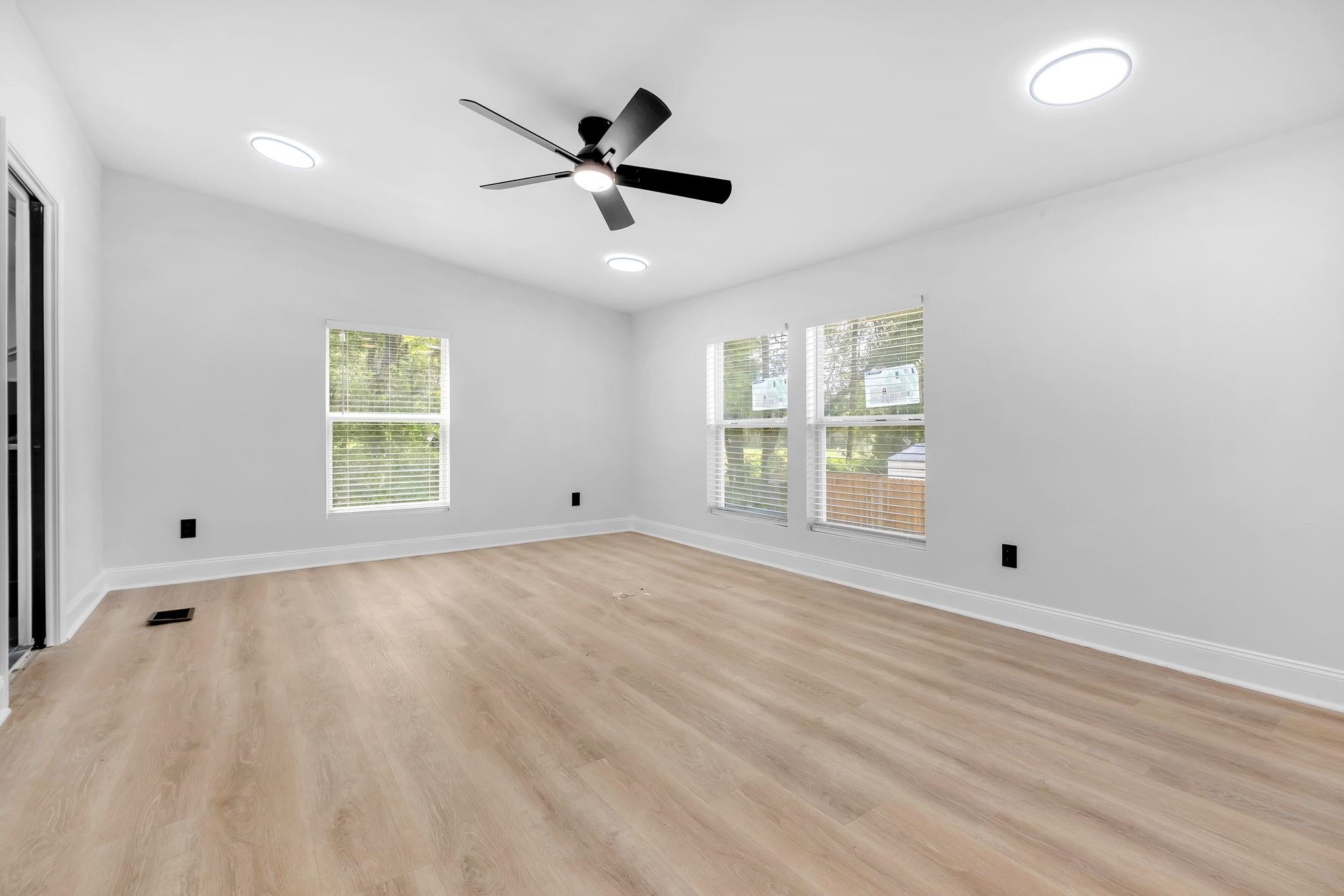 223 Tropicaire Street