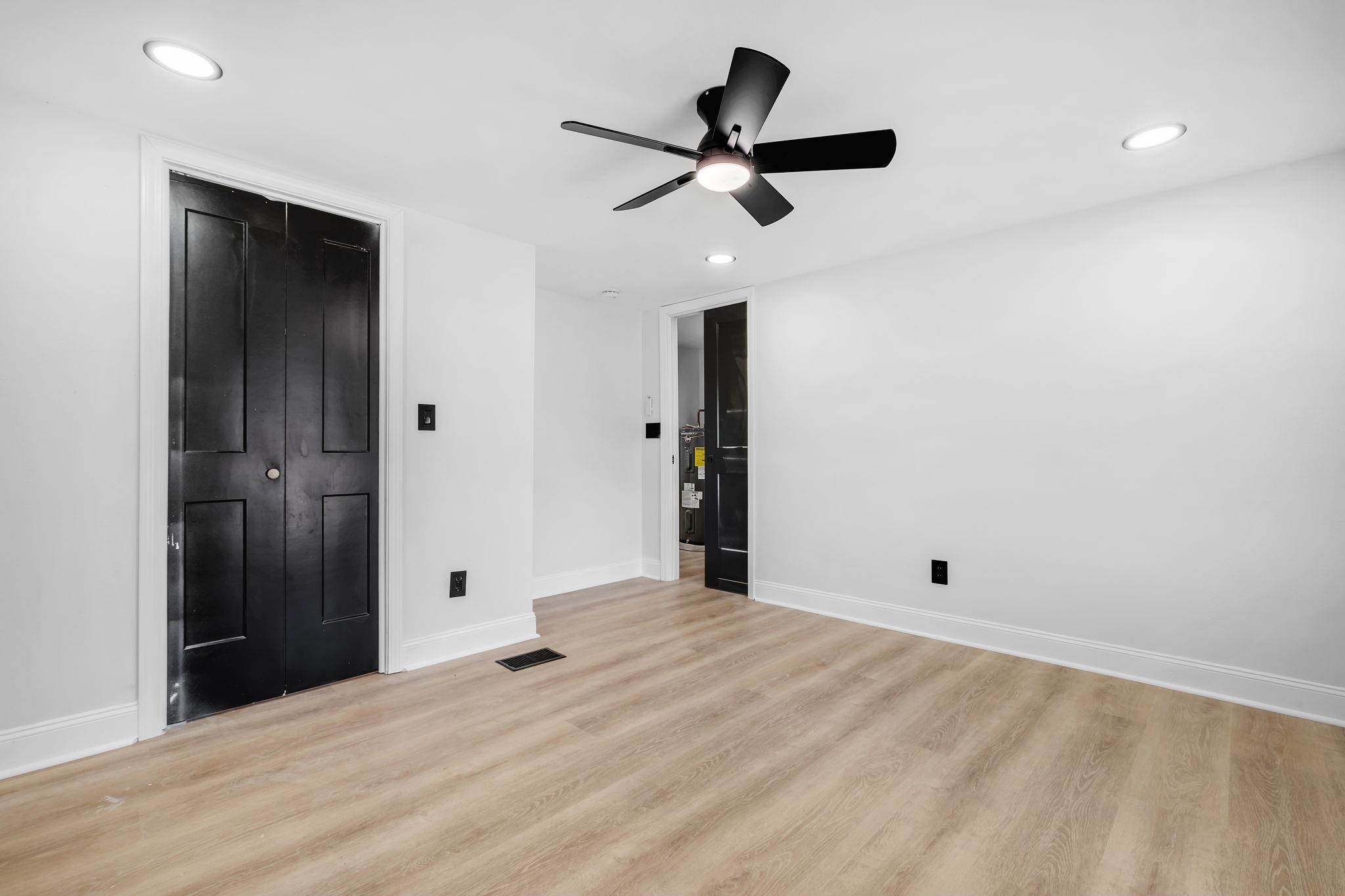 223 Tropicaire Street