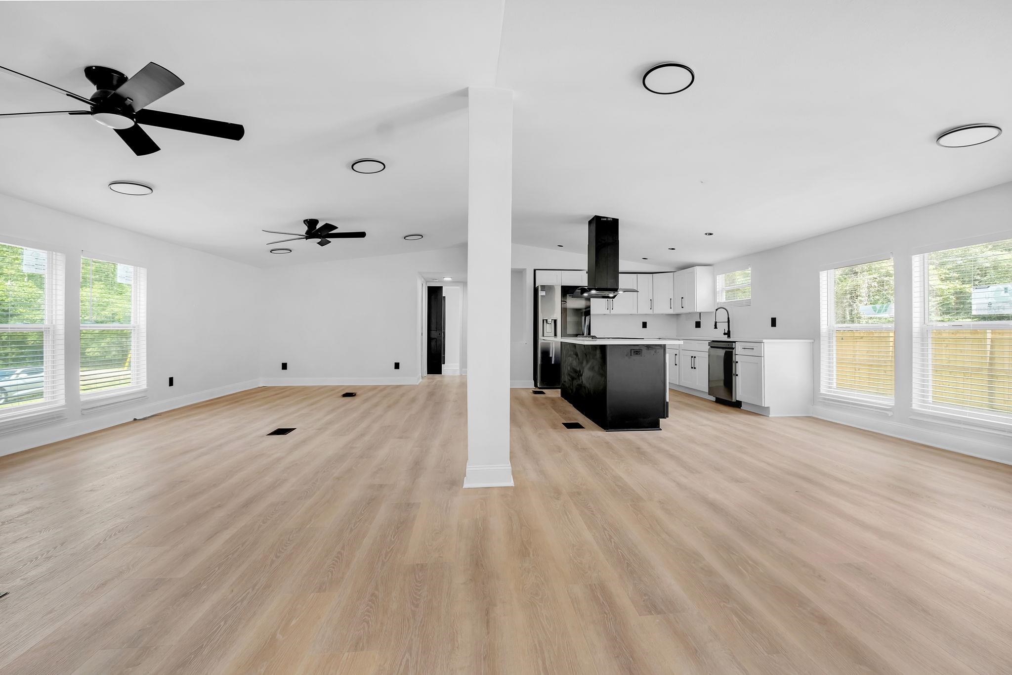 223 Tropicaire Street