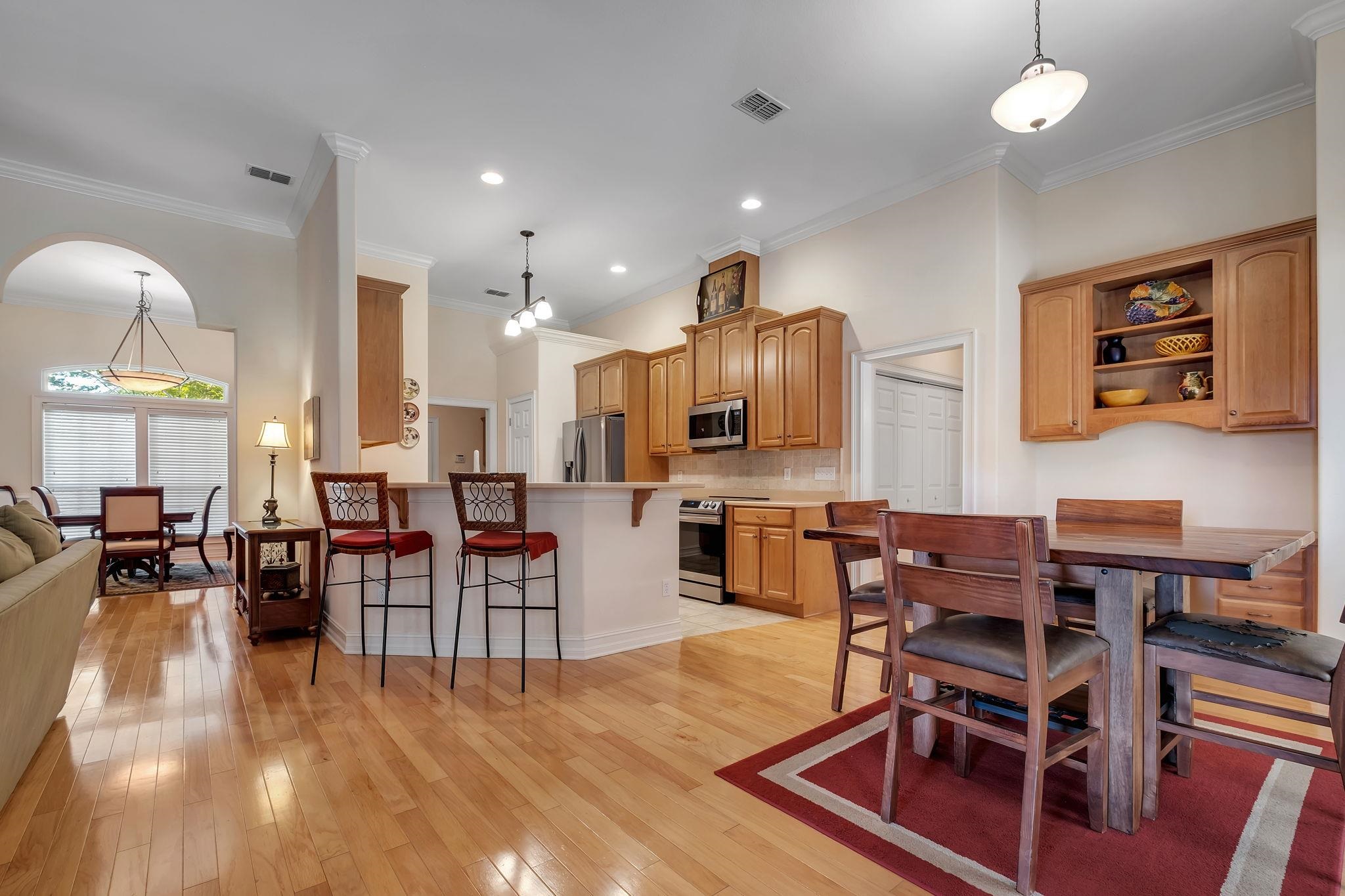 1153 W Ronds Pointe Drive