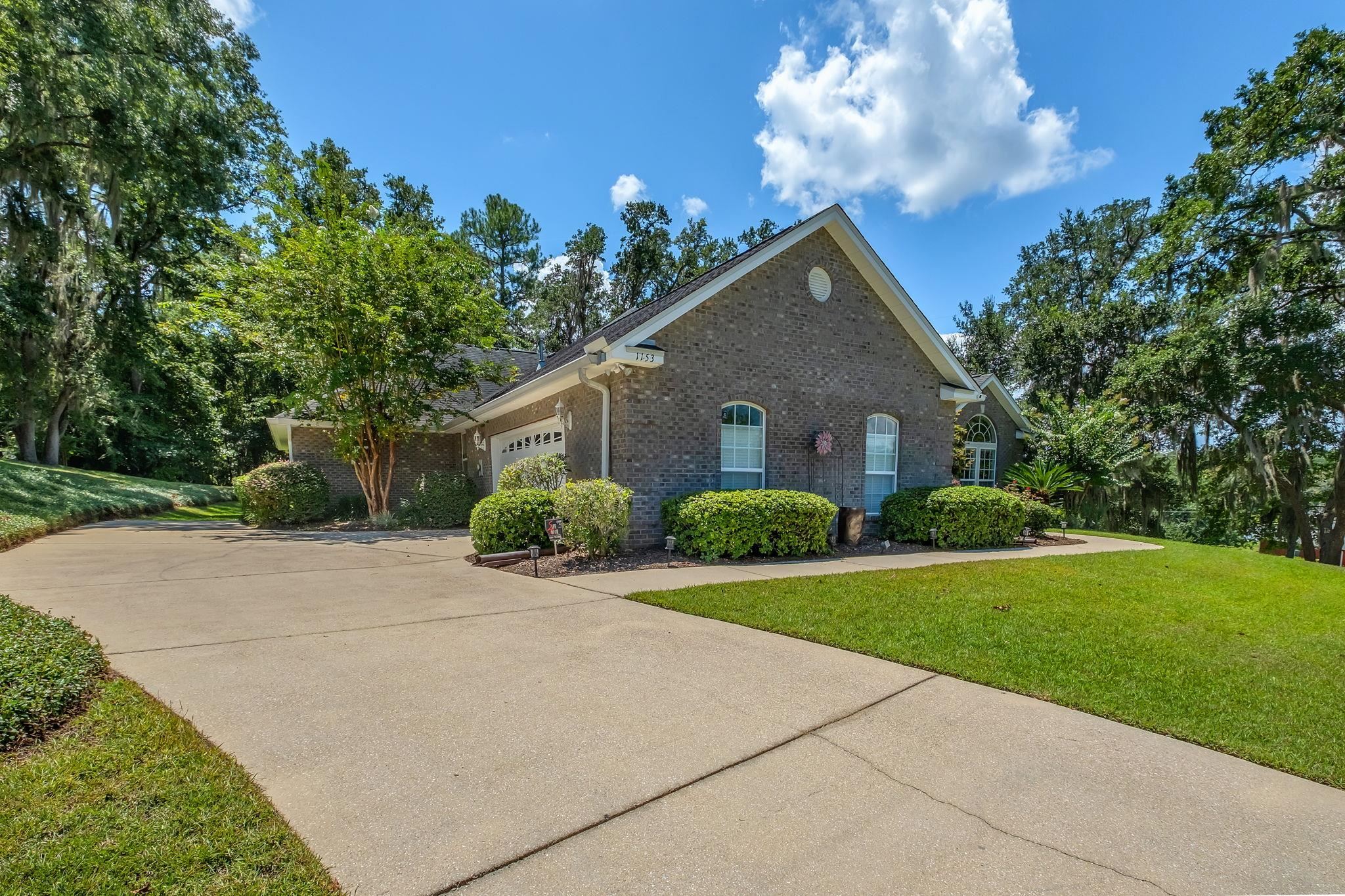 1153 W Ronds Pointe Drive