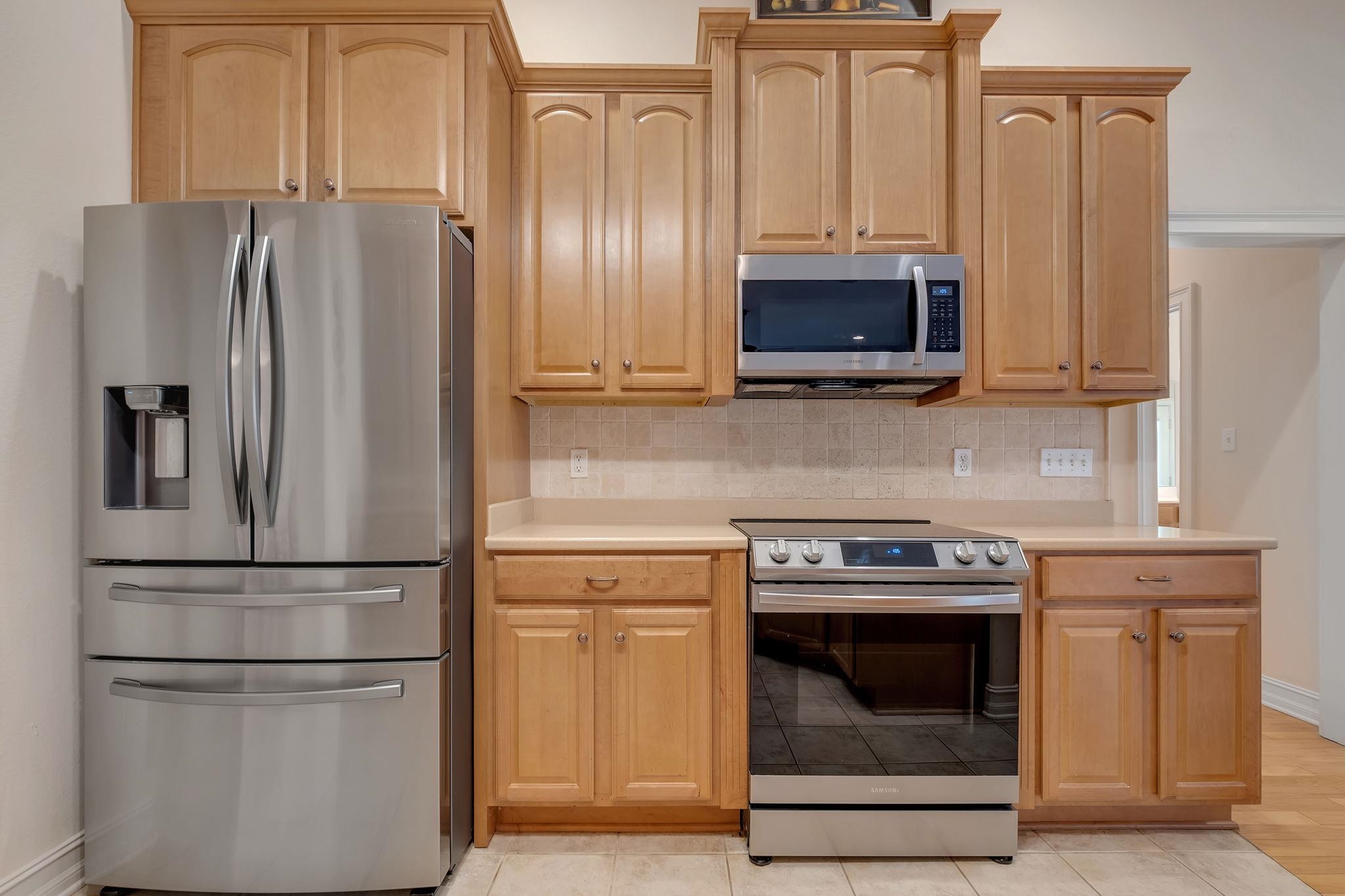 1153 W Ronds Pointe Drive