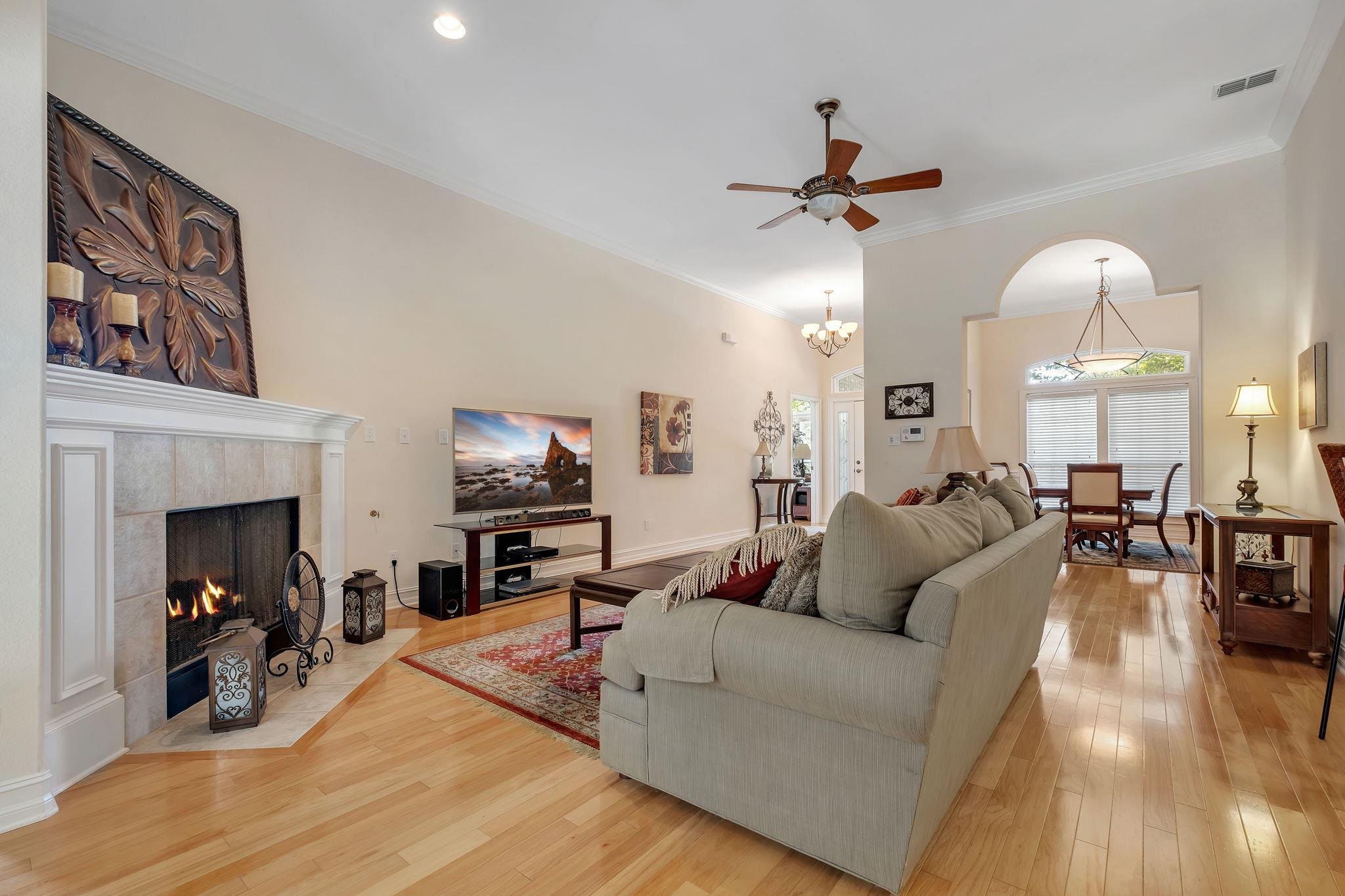 1153 W Ronds Pointe Drive