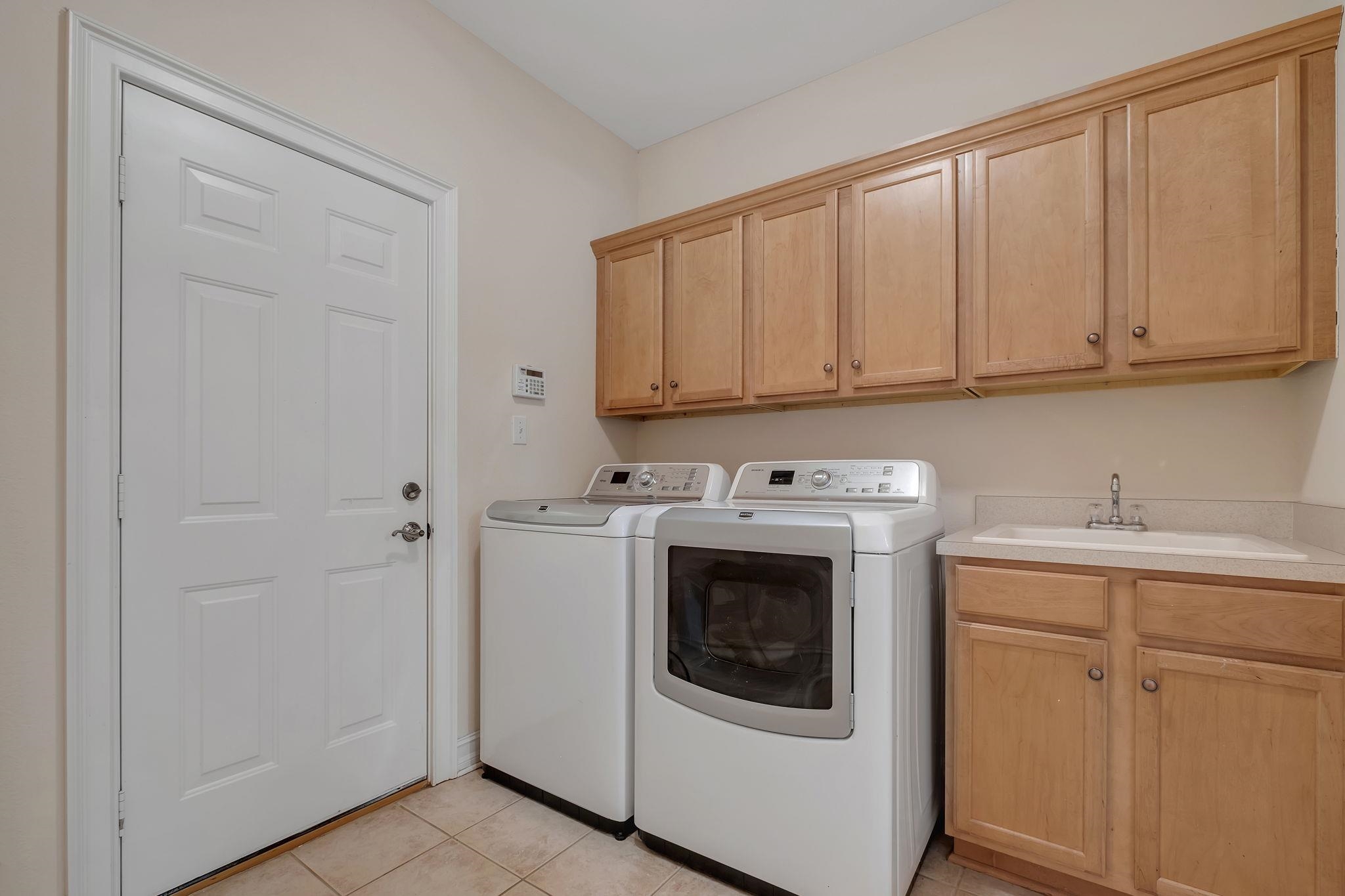 1153 W Ronds Pointe Drive