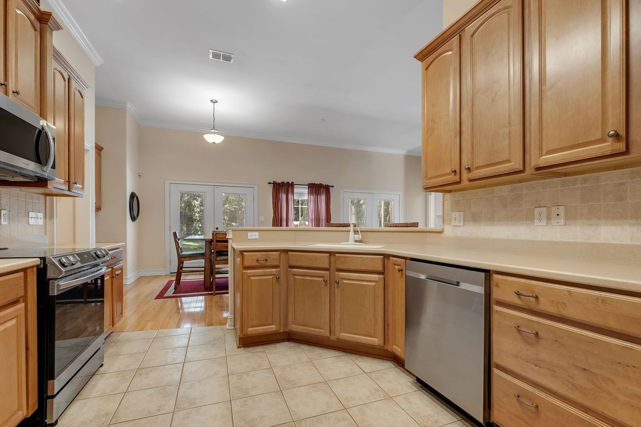 1153 W Ronds Pointe Drive