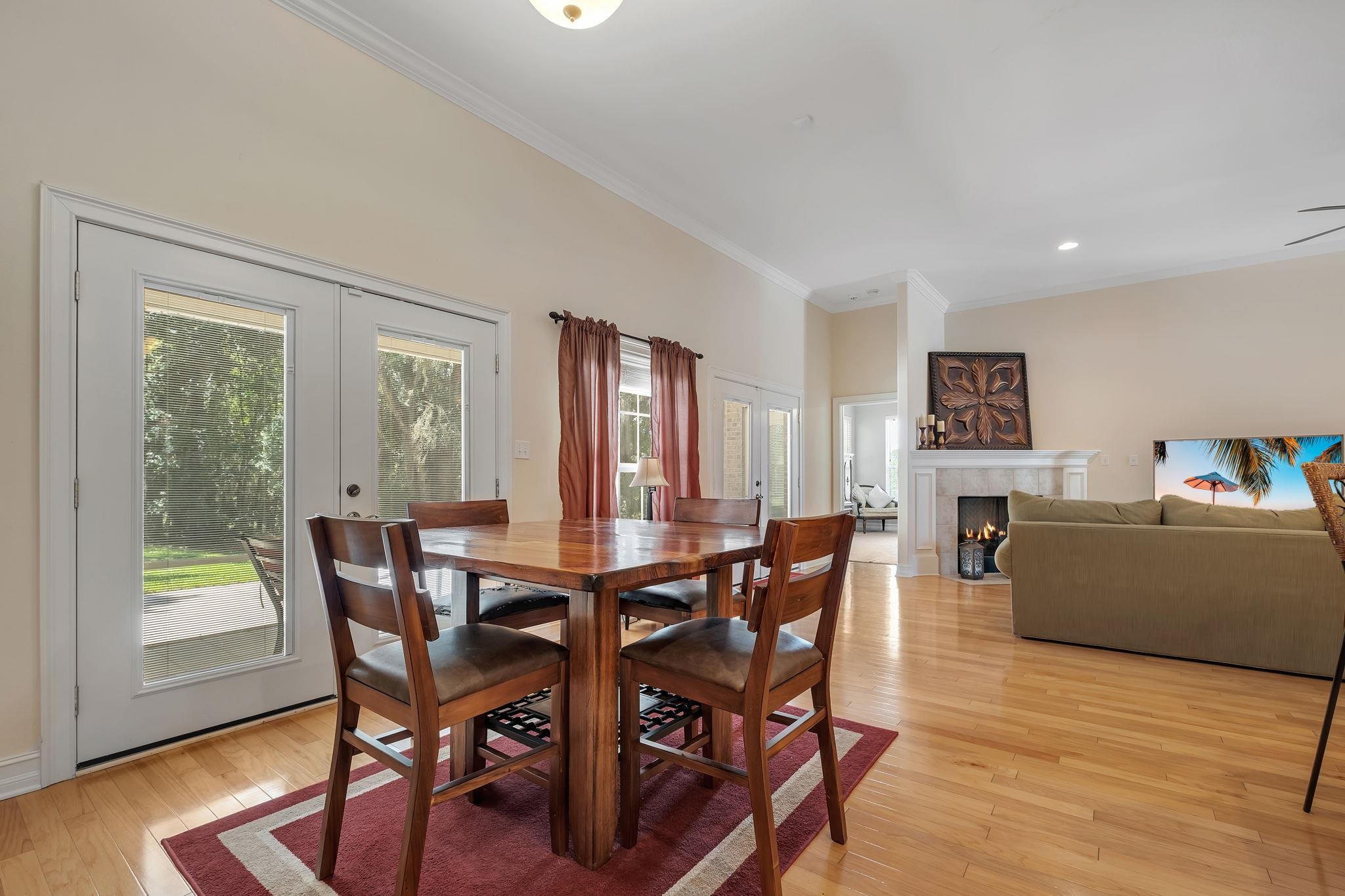 1153 W Ronds Pointe Drive