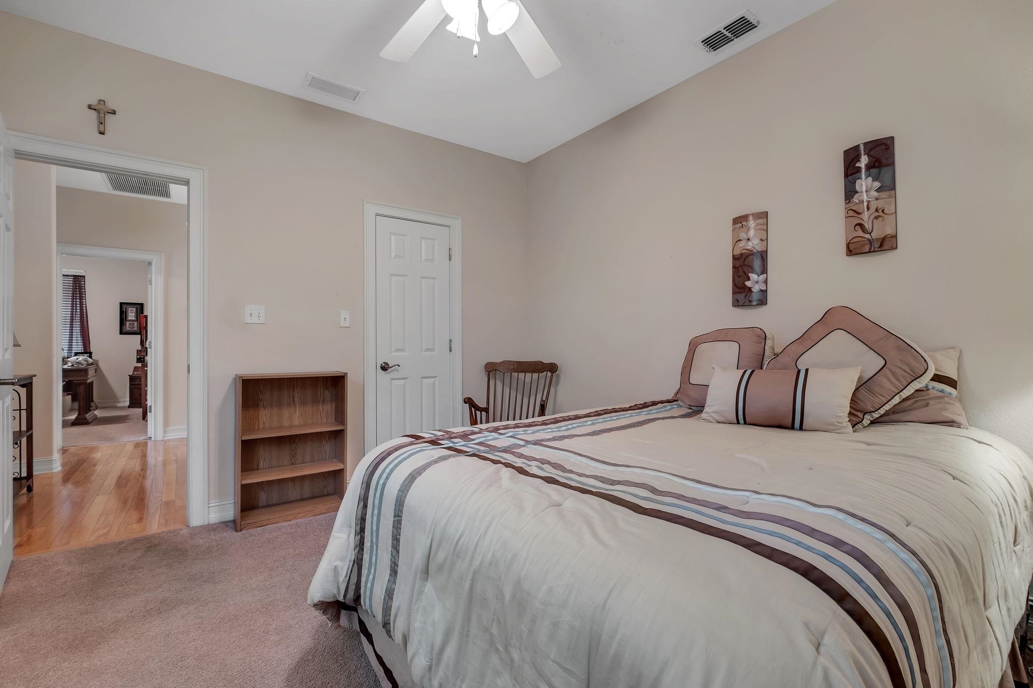 1153 W Ronds Pointe Drive