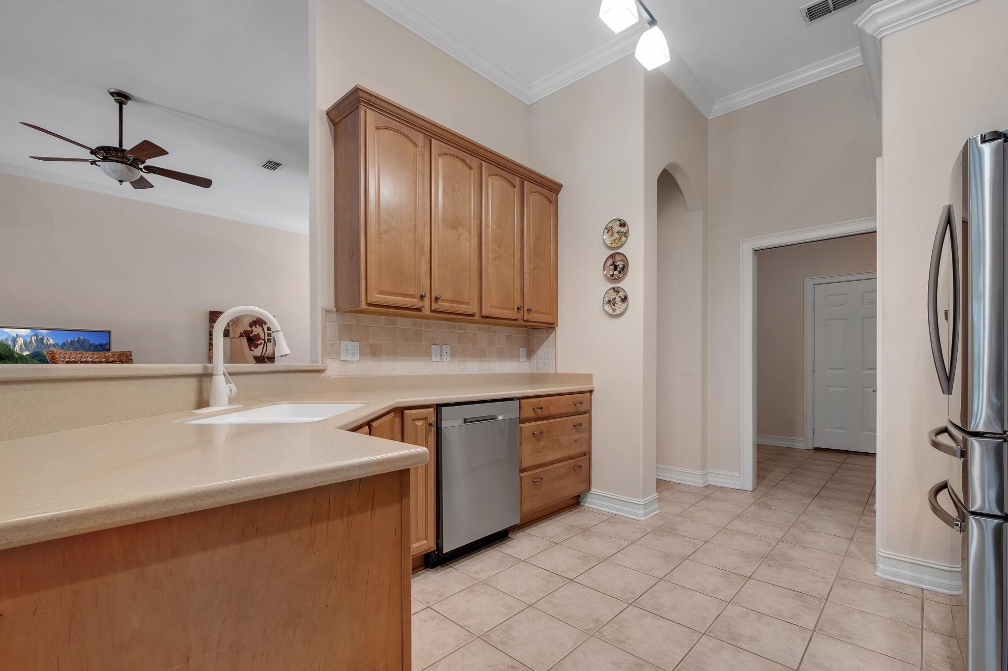 1153 W Ronds Pointe Drive