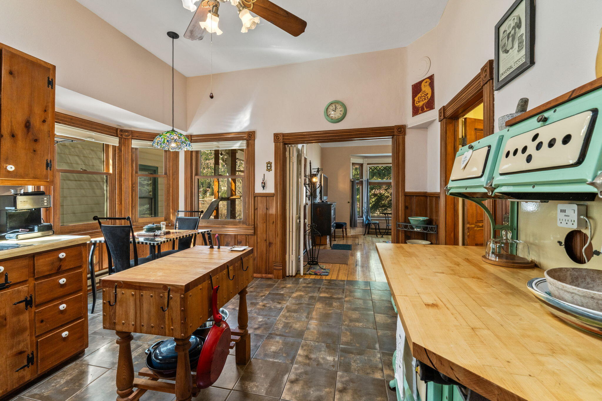 809 4th Street