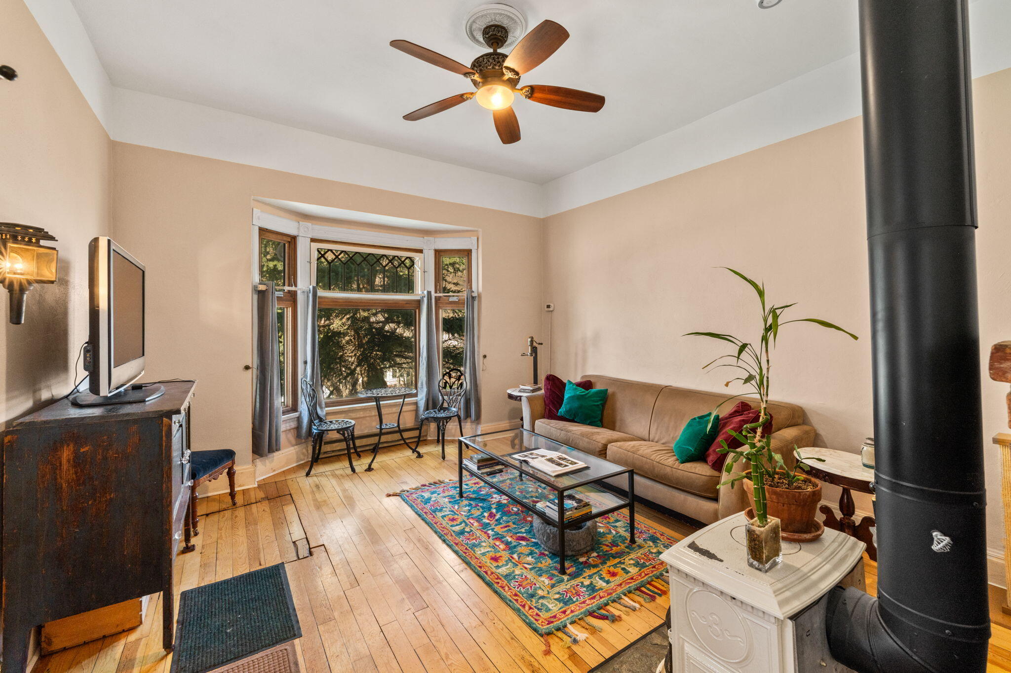 809 4th Street