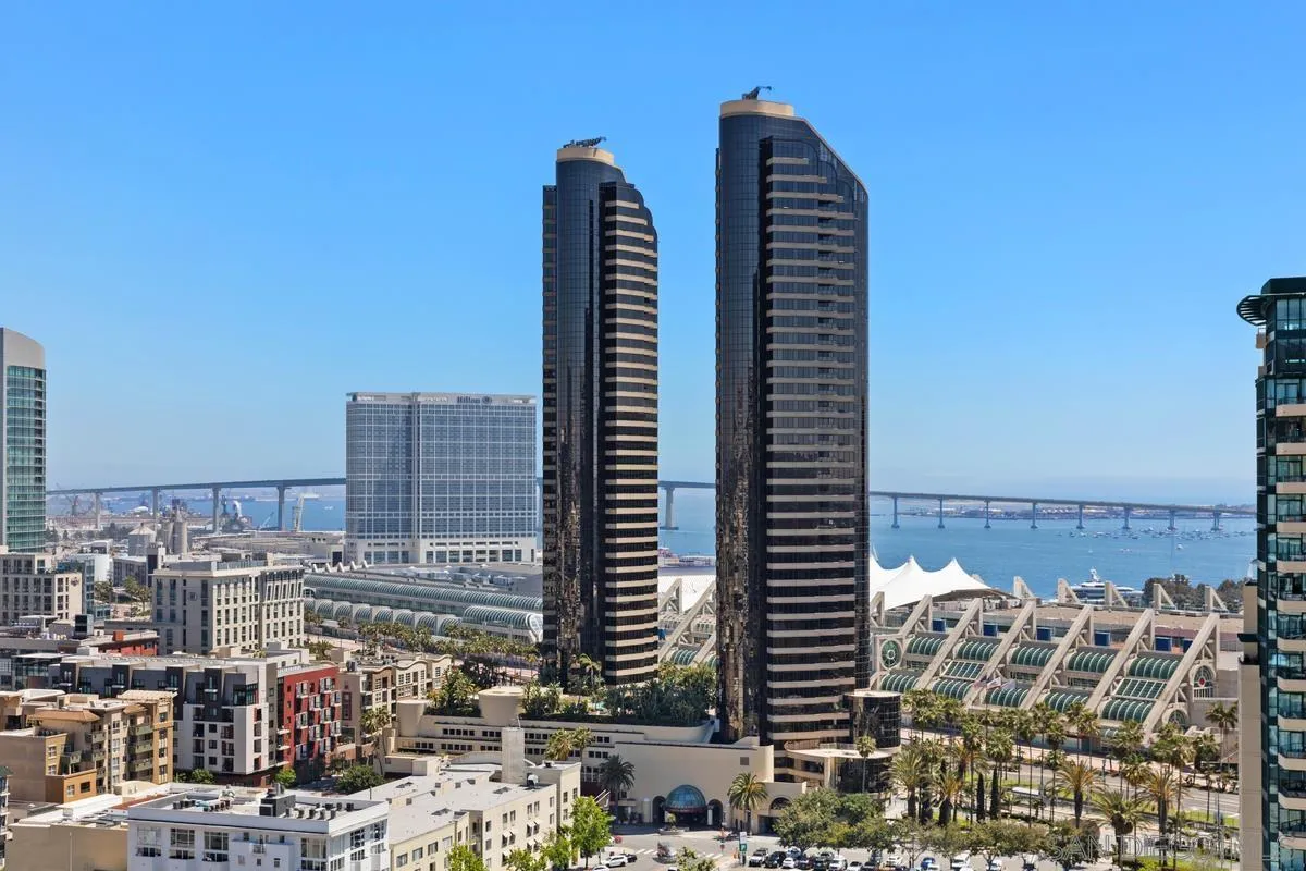 645 Front St Unit 2004