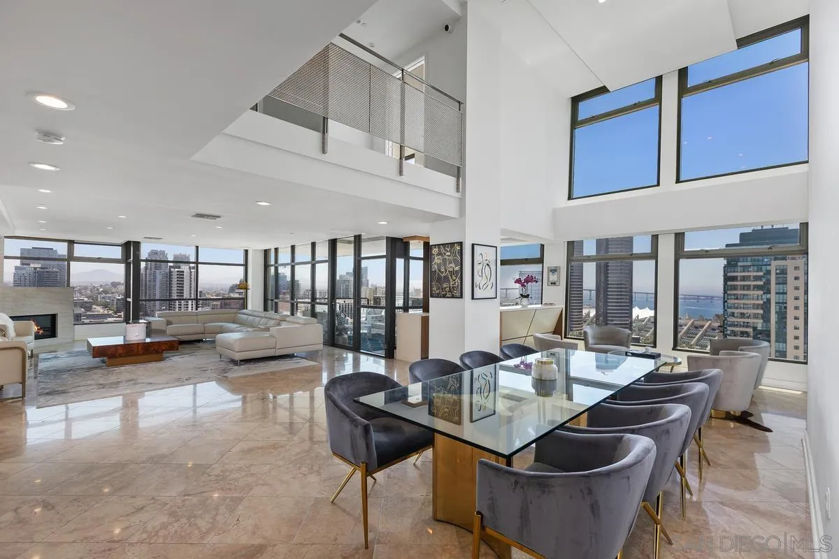 645 Front St Unit 2004