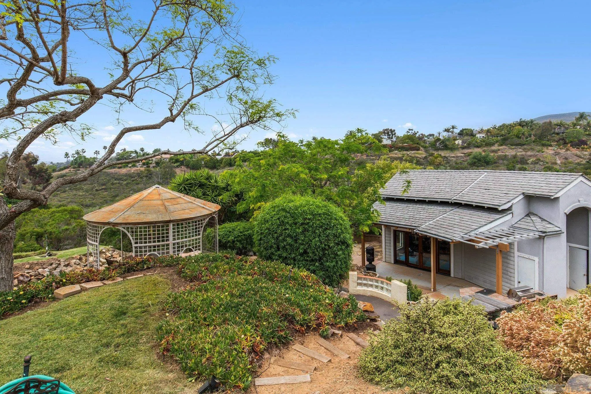 521 Latigo Row