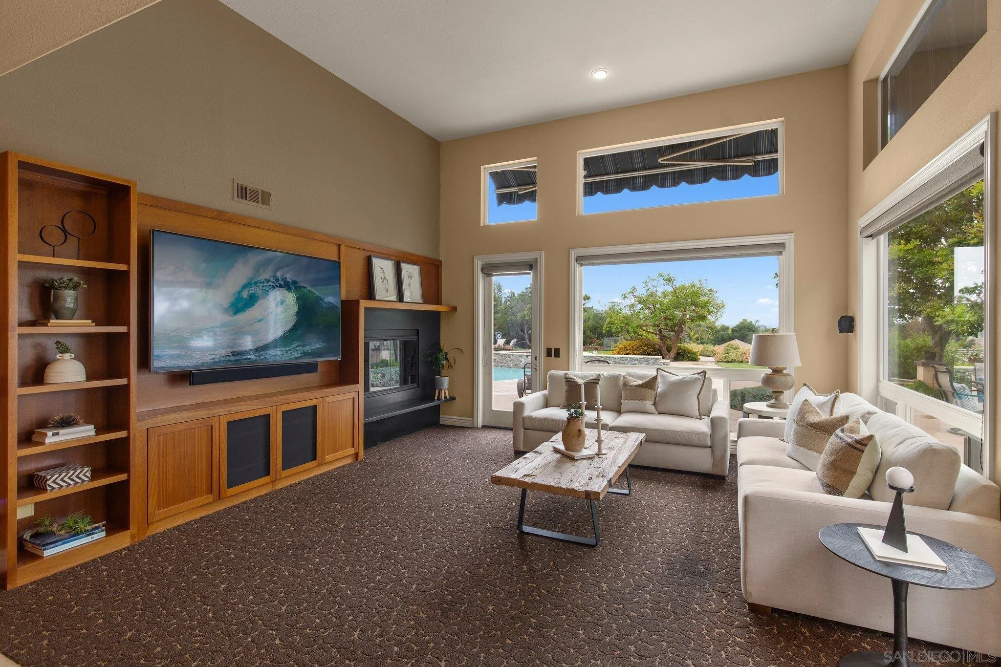 521 Latigo Row