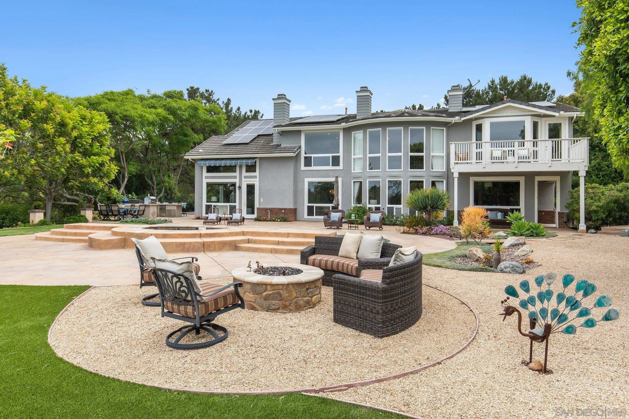 521 Latigo Row