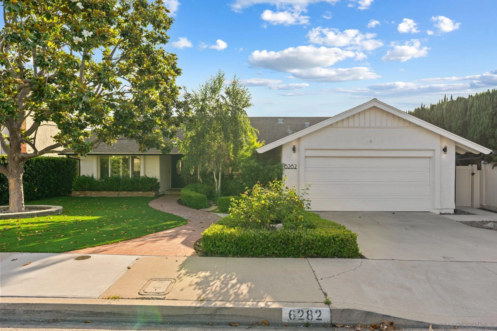 6282 Lake Leven Dr