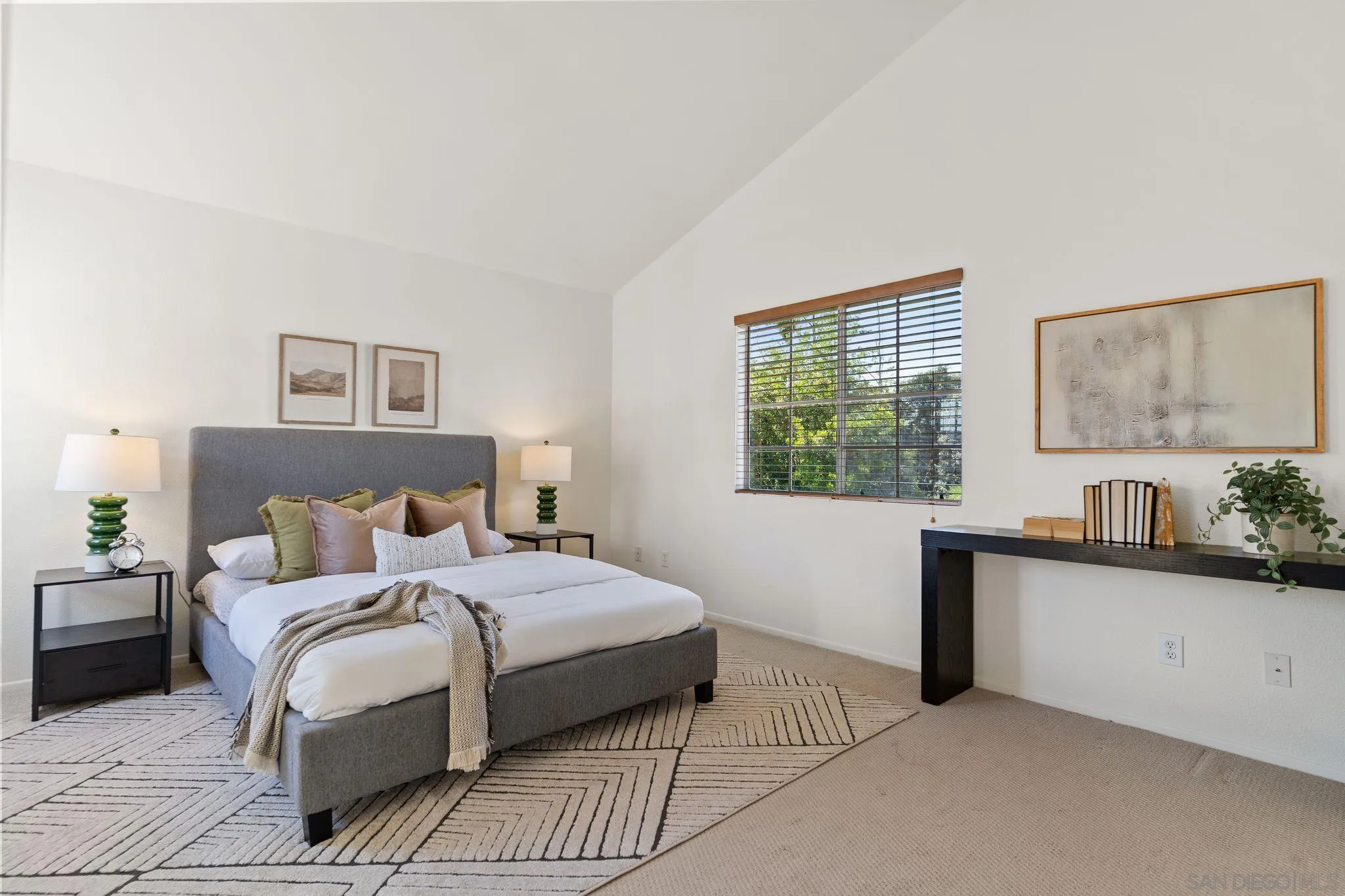 10598 Rancho Carmel Dr