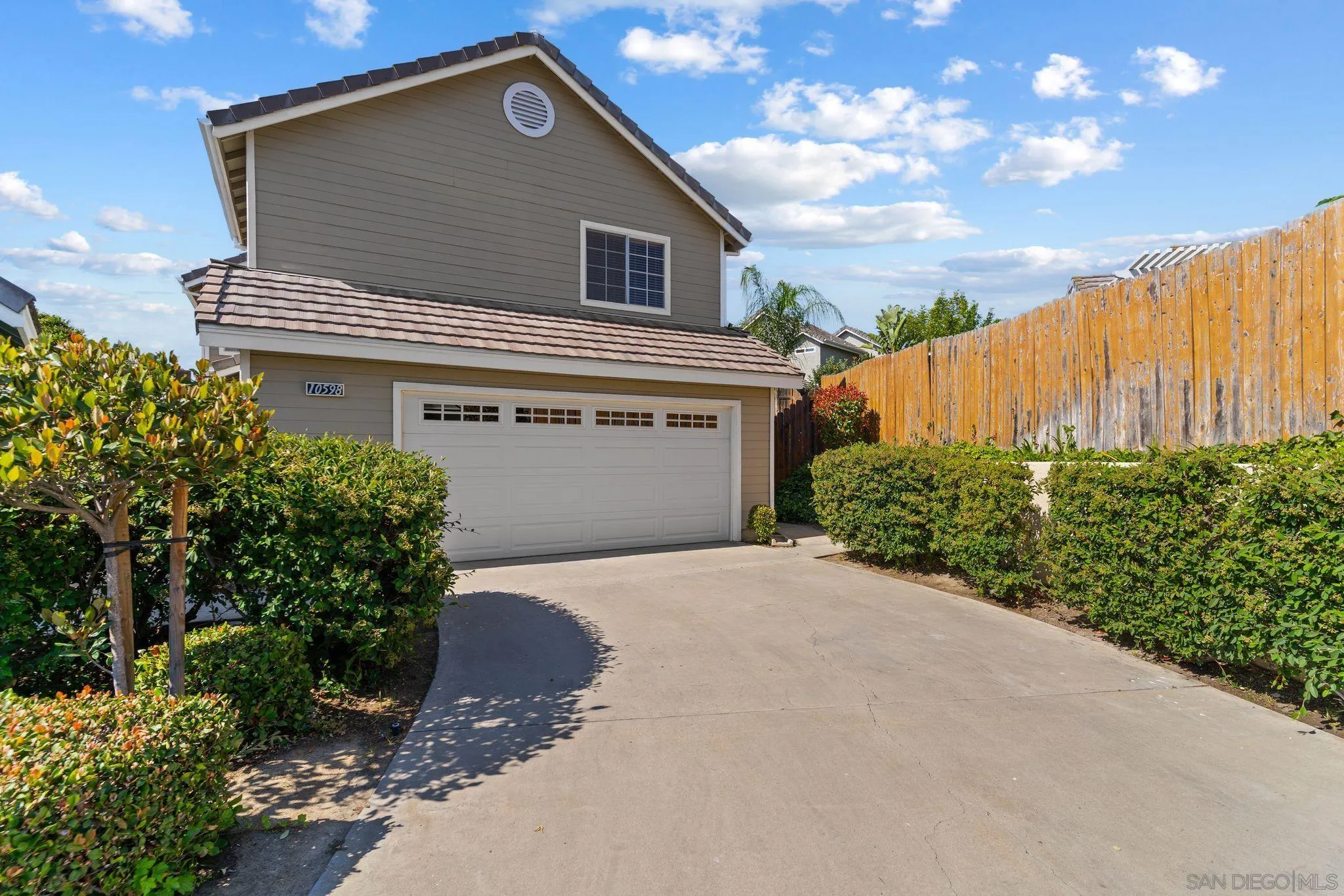 10598 Rancho Carmel Dr