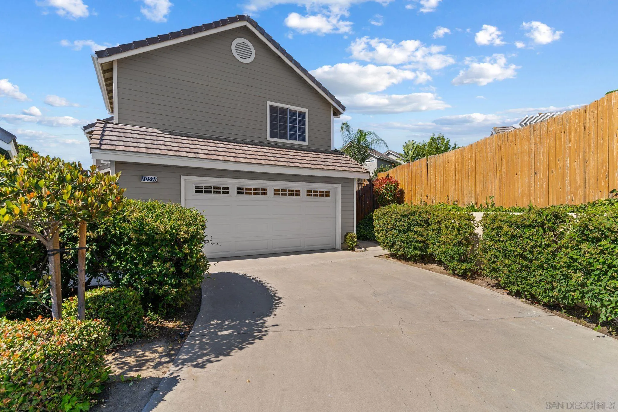 10598 Rancho Carmel Dr