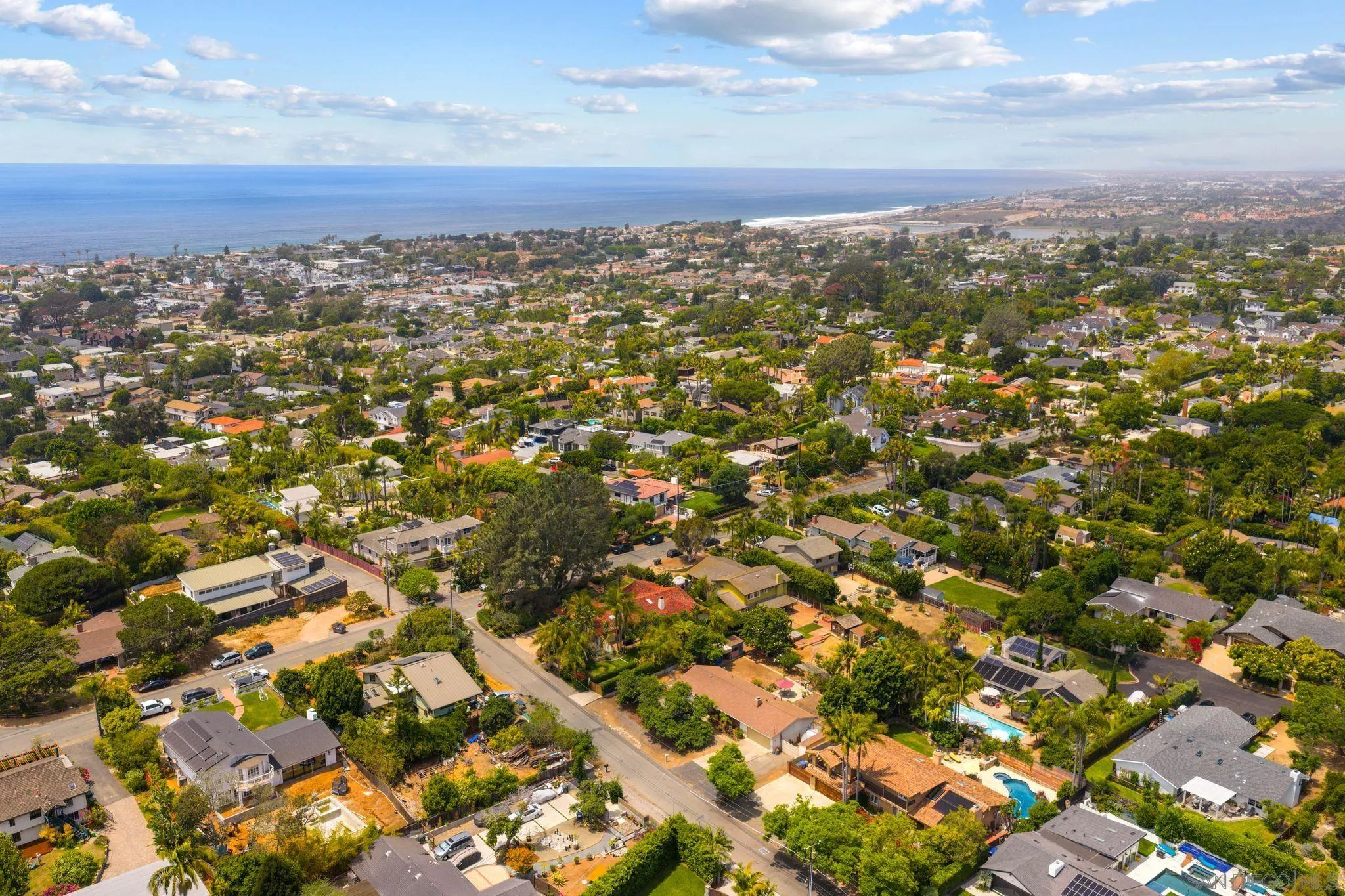 410 E Glaucus