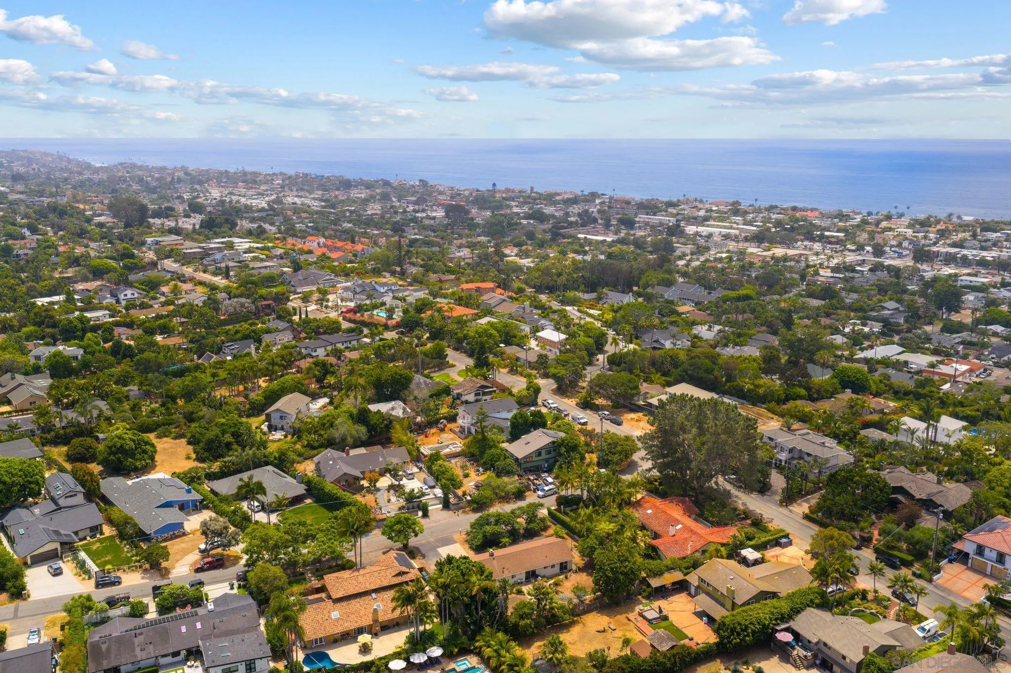 410 E Glaucus