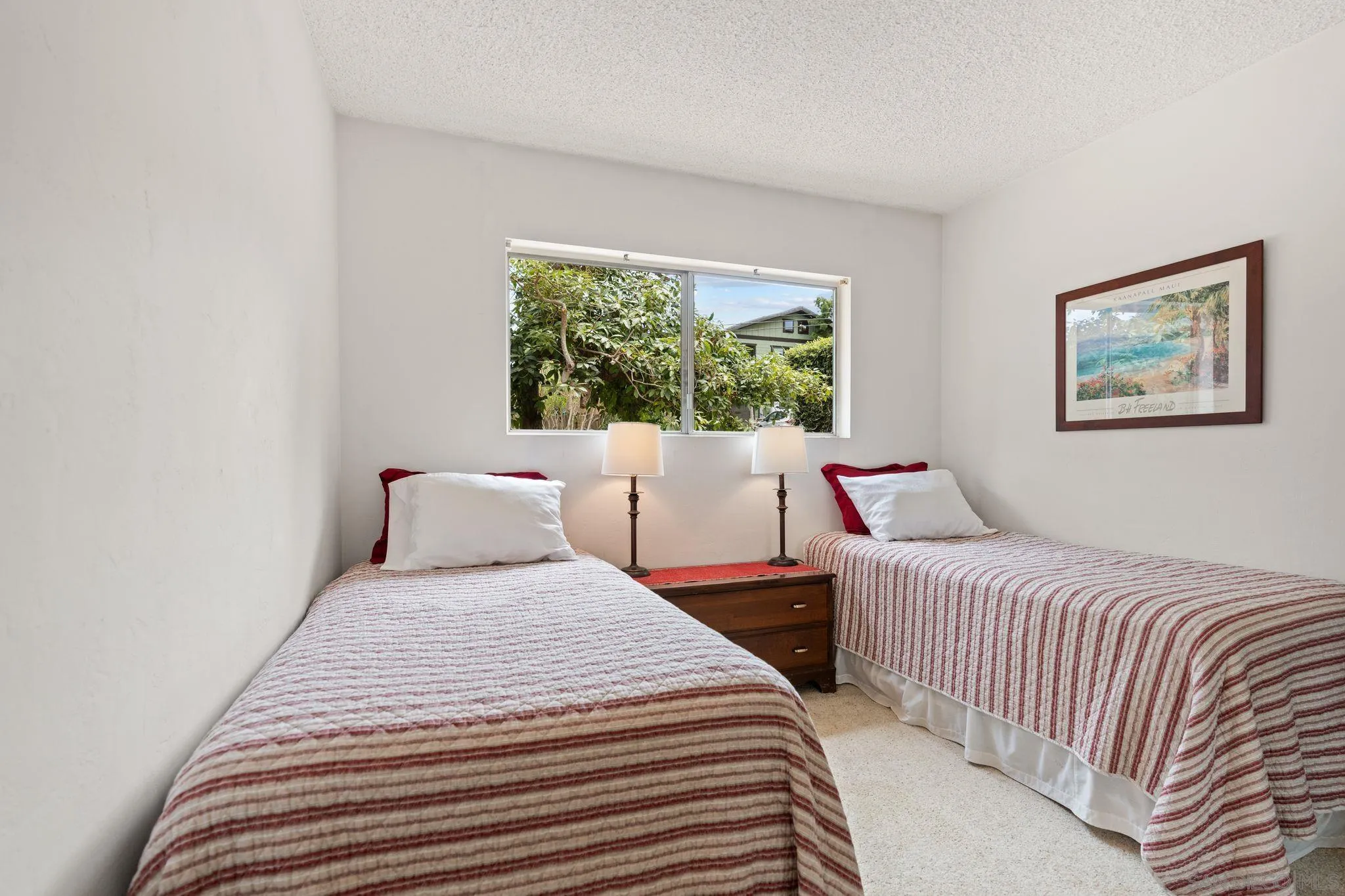 410 E Glaucus