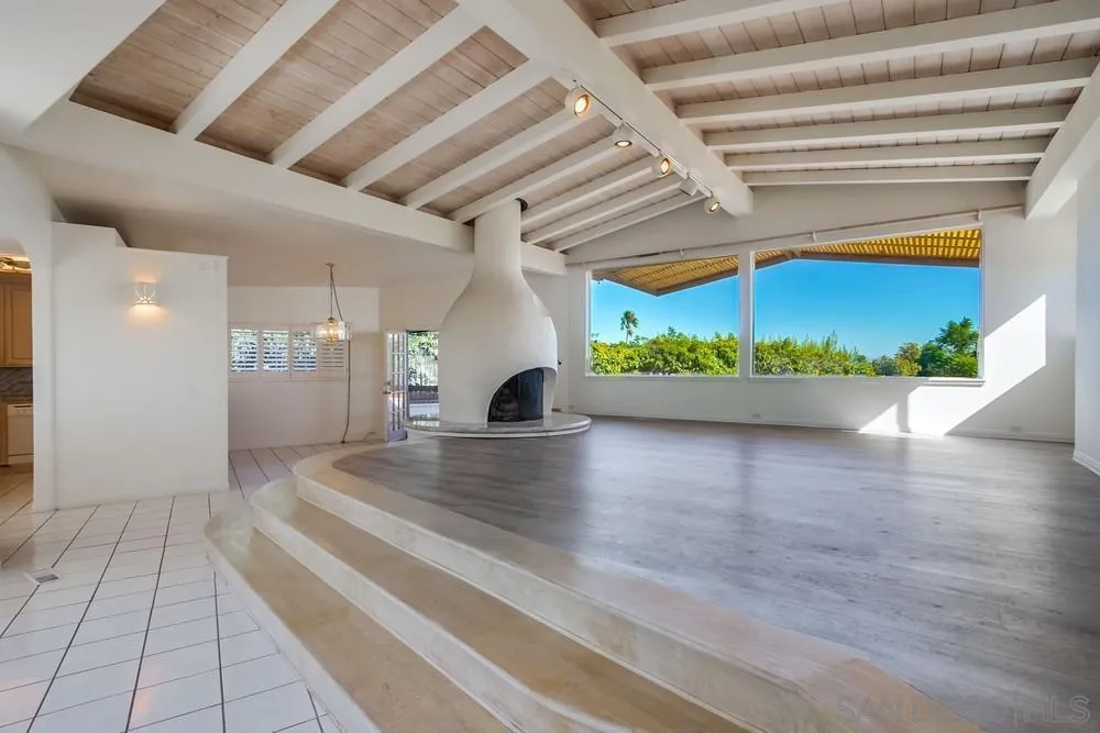 1145 La Jolla Rancho Road, La Jolla