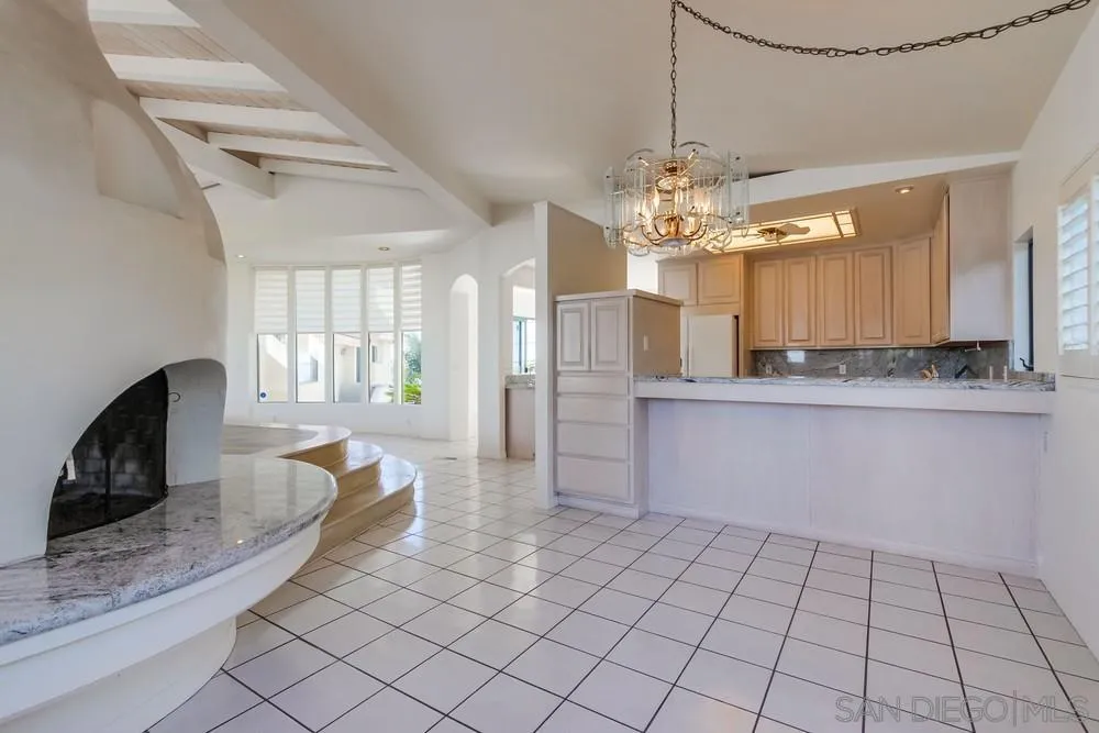 1145 La Jolla Rancho Road, La Jolla