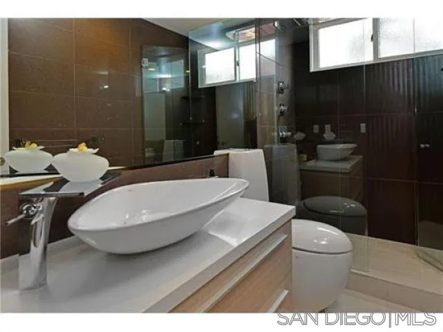 7335 Draper Avenue, La Jolla