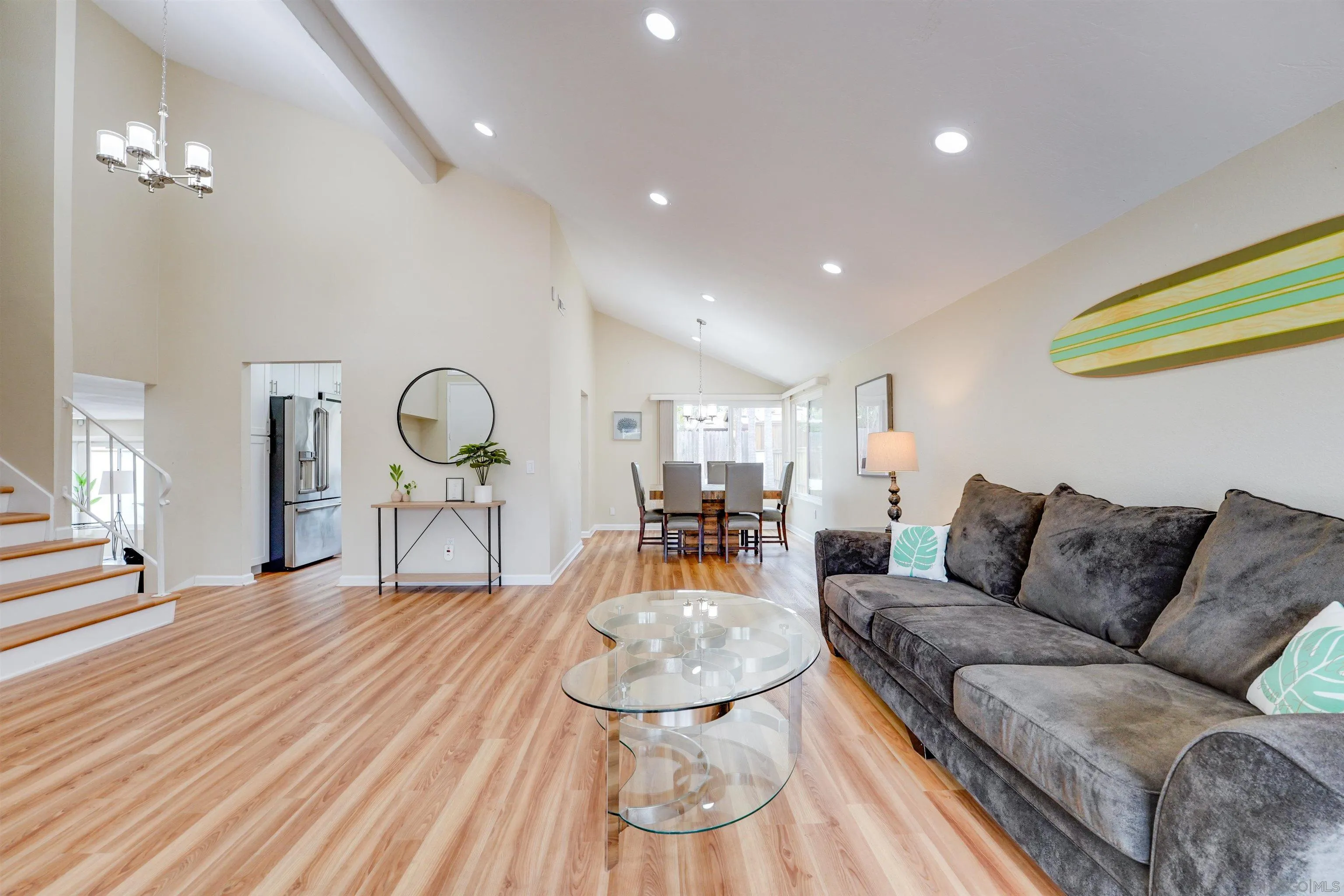 8229 El Paseo Grande