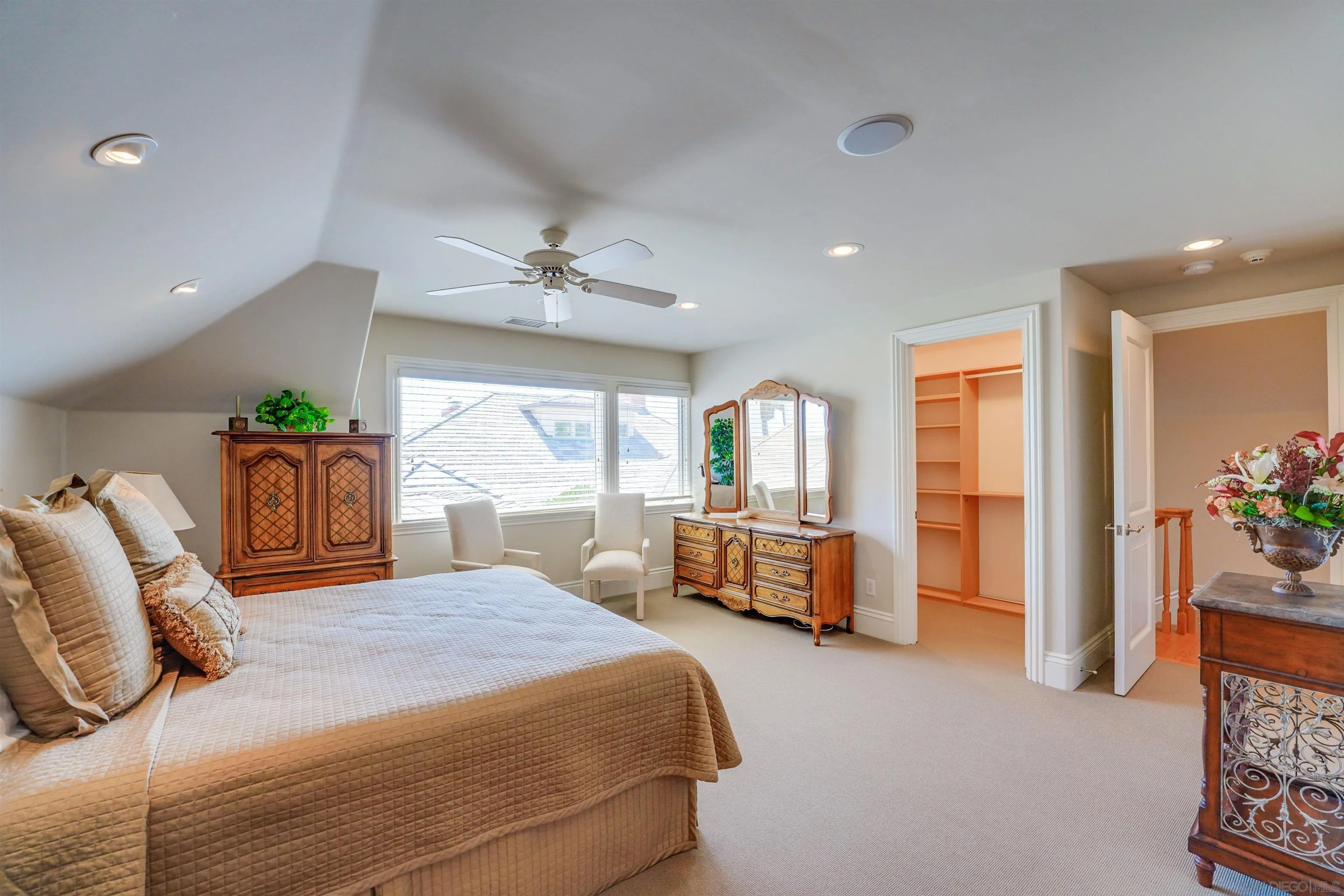 6010 Camino De La Costa