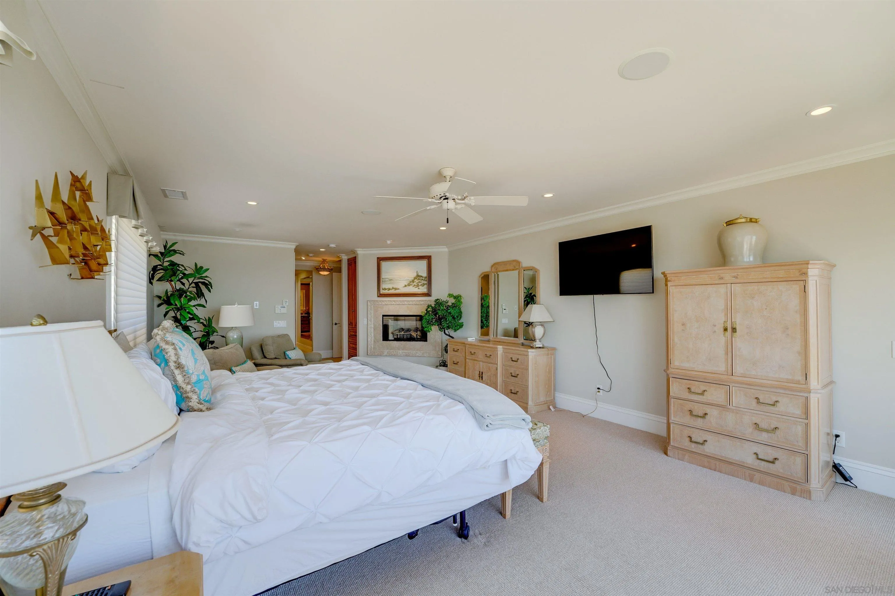 6010 Camino De La Costa