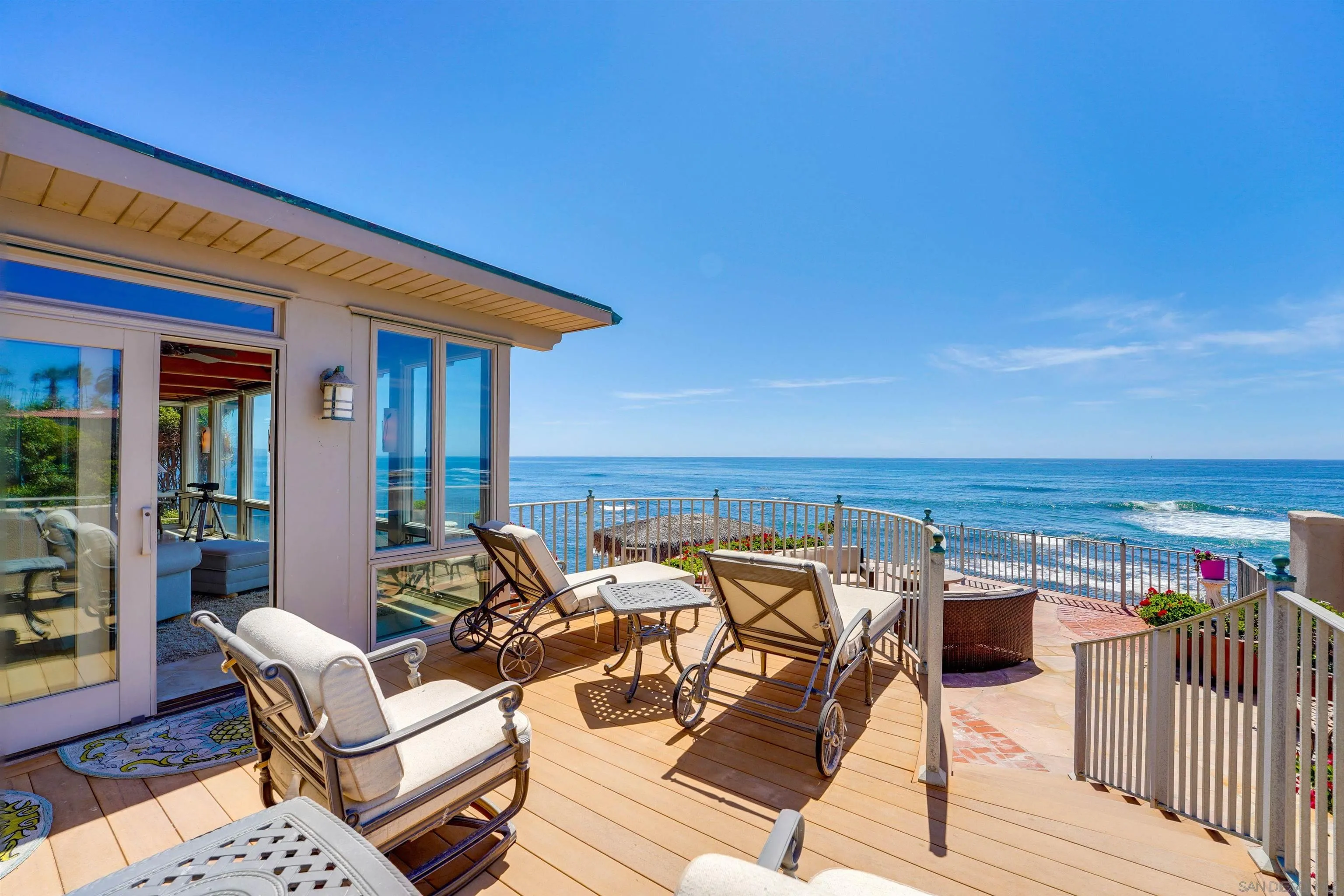 6010 Camino De La Costa