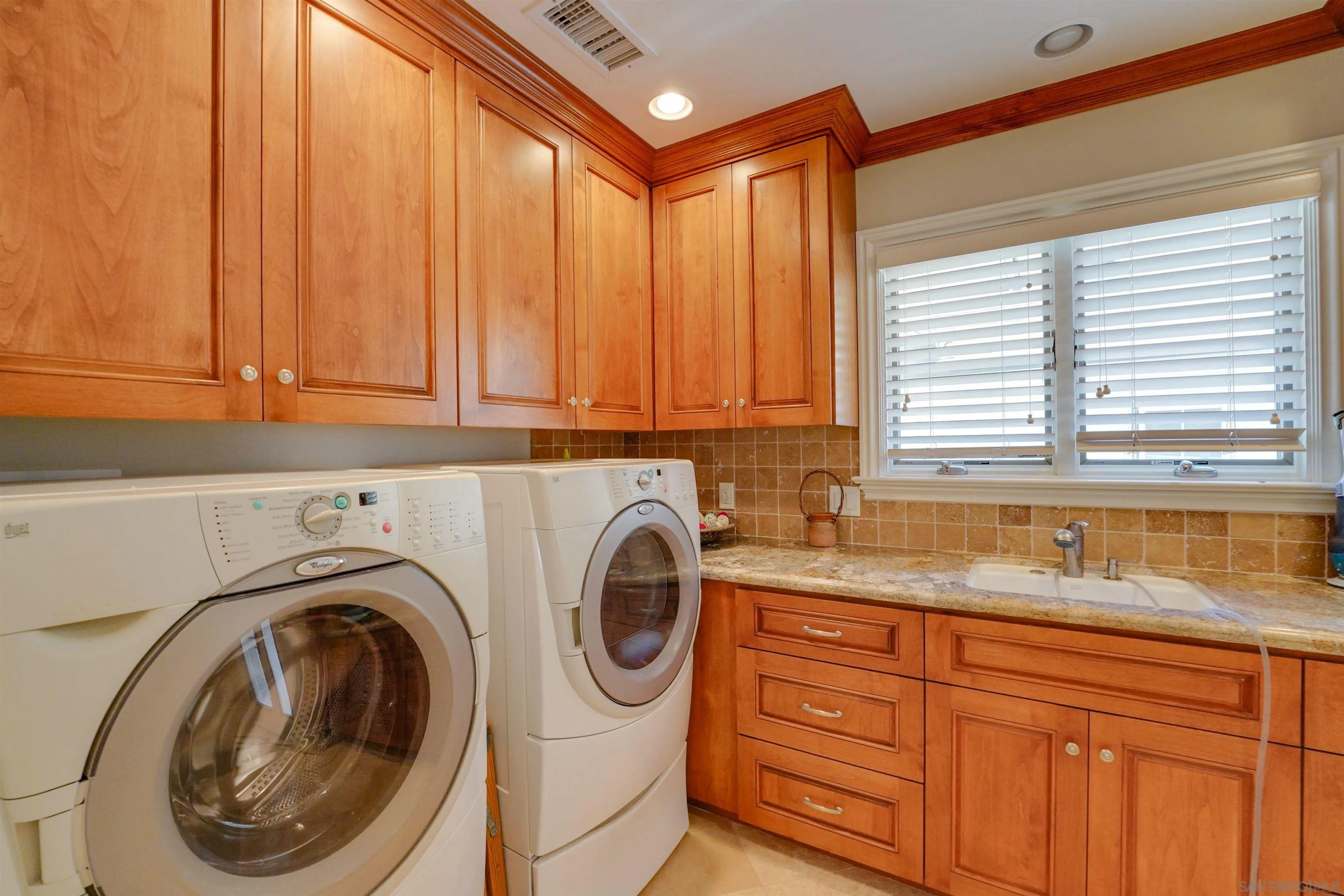 6010 Camino De La Costa