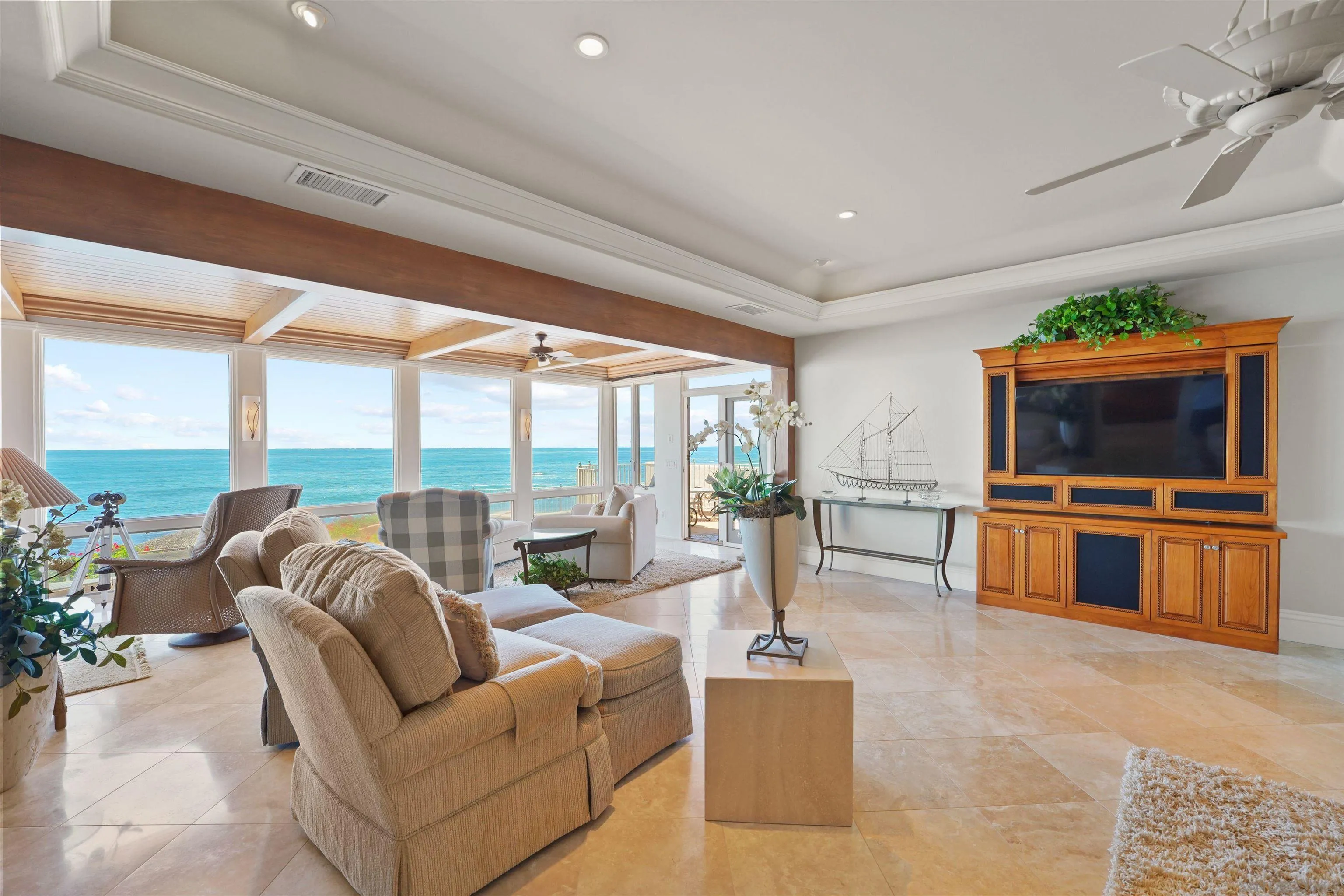 6010 Camino De La Costa