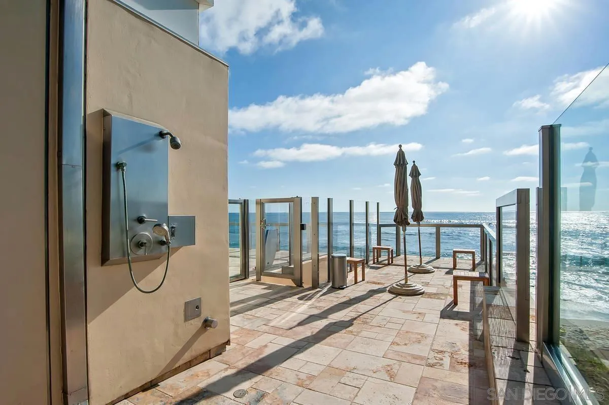 202 Coast Blvd. Unit #10