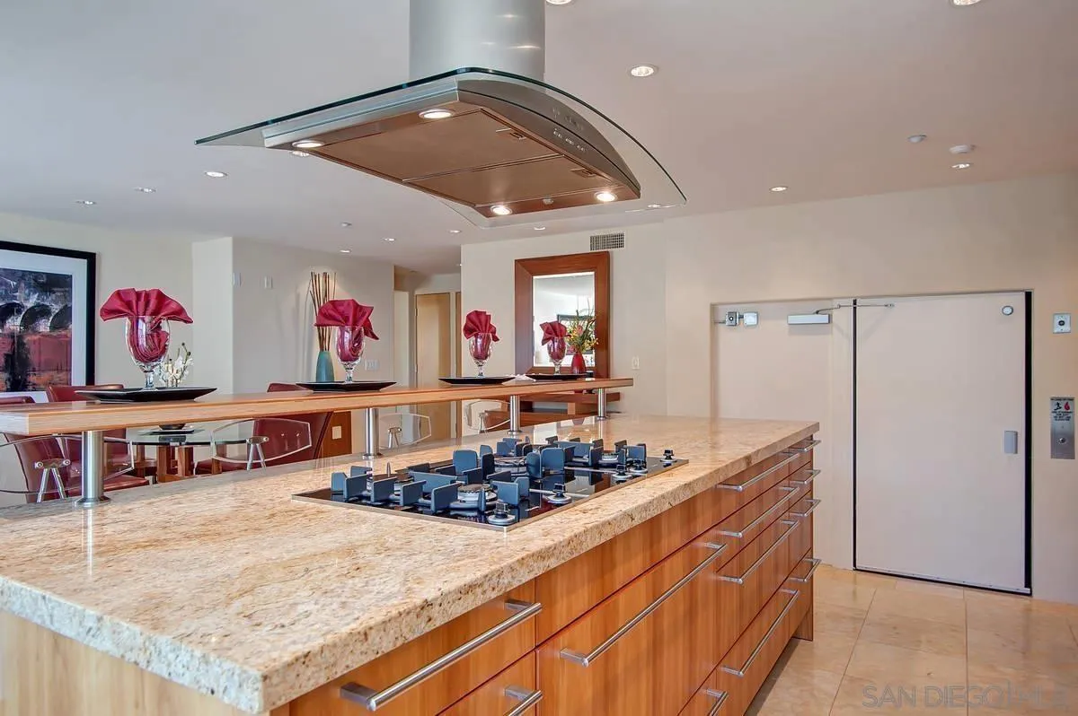 202 Coast Blvd. Unit #10