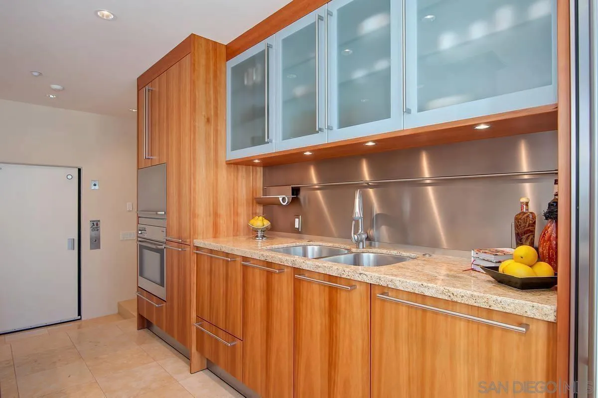 202 Coast Blvd. Unit #10