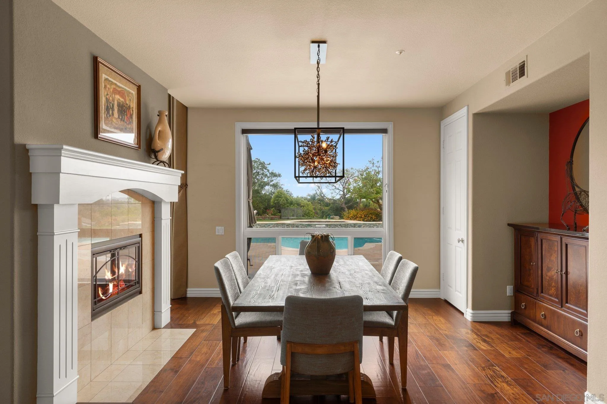 521 Latigo Row