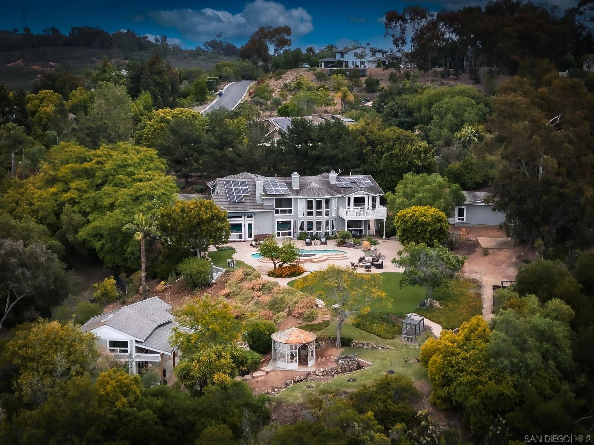 521 Latigo Row