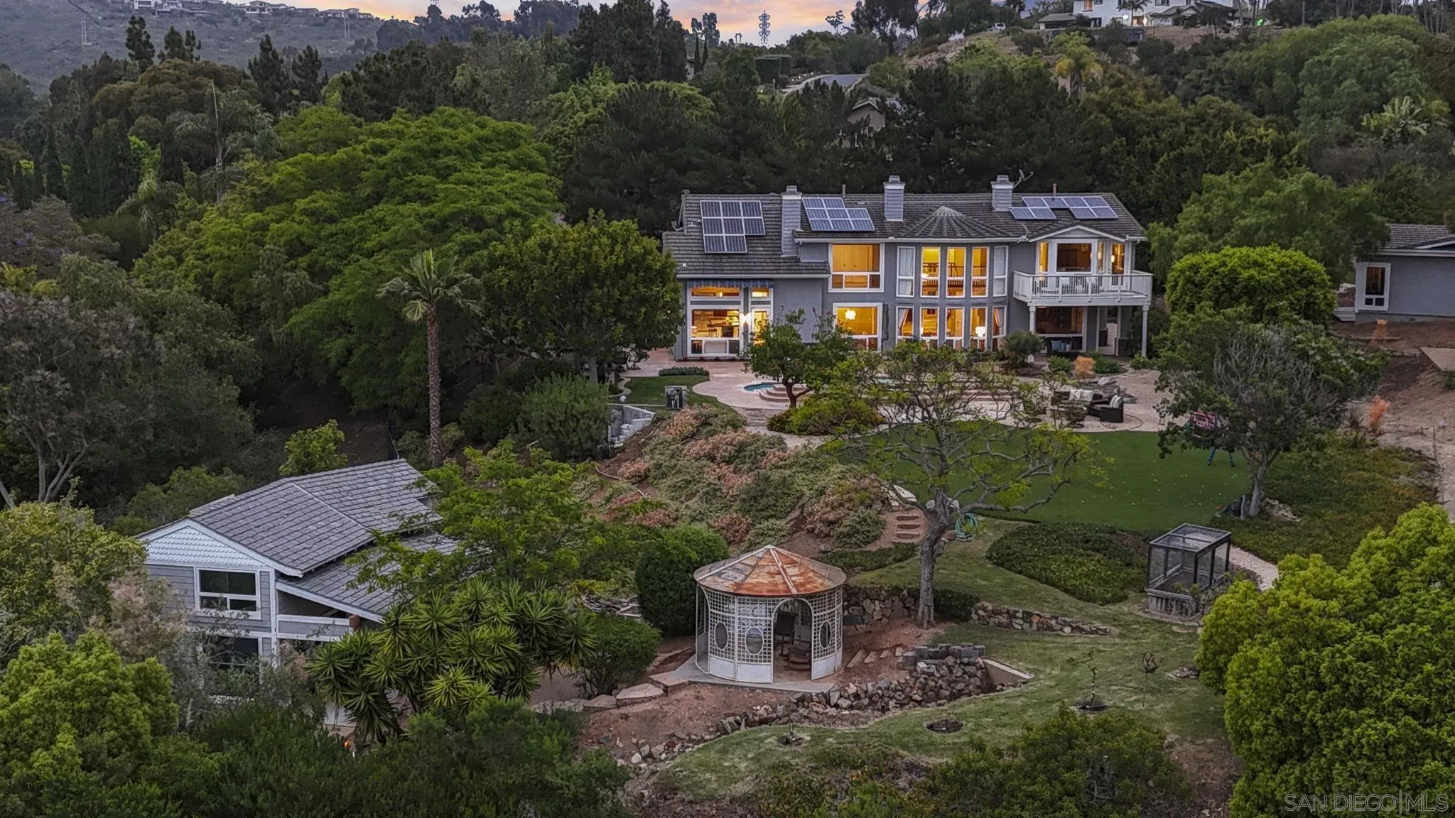 521 Latigo Row