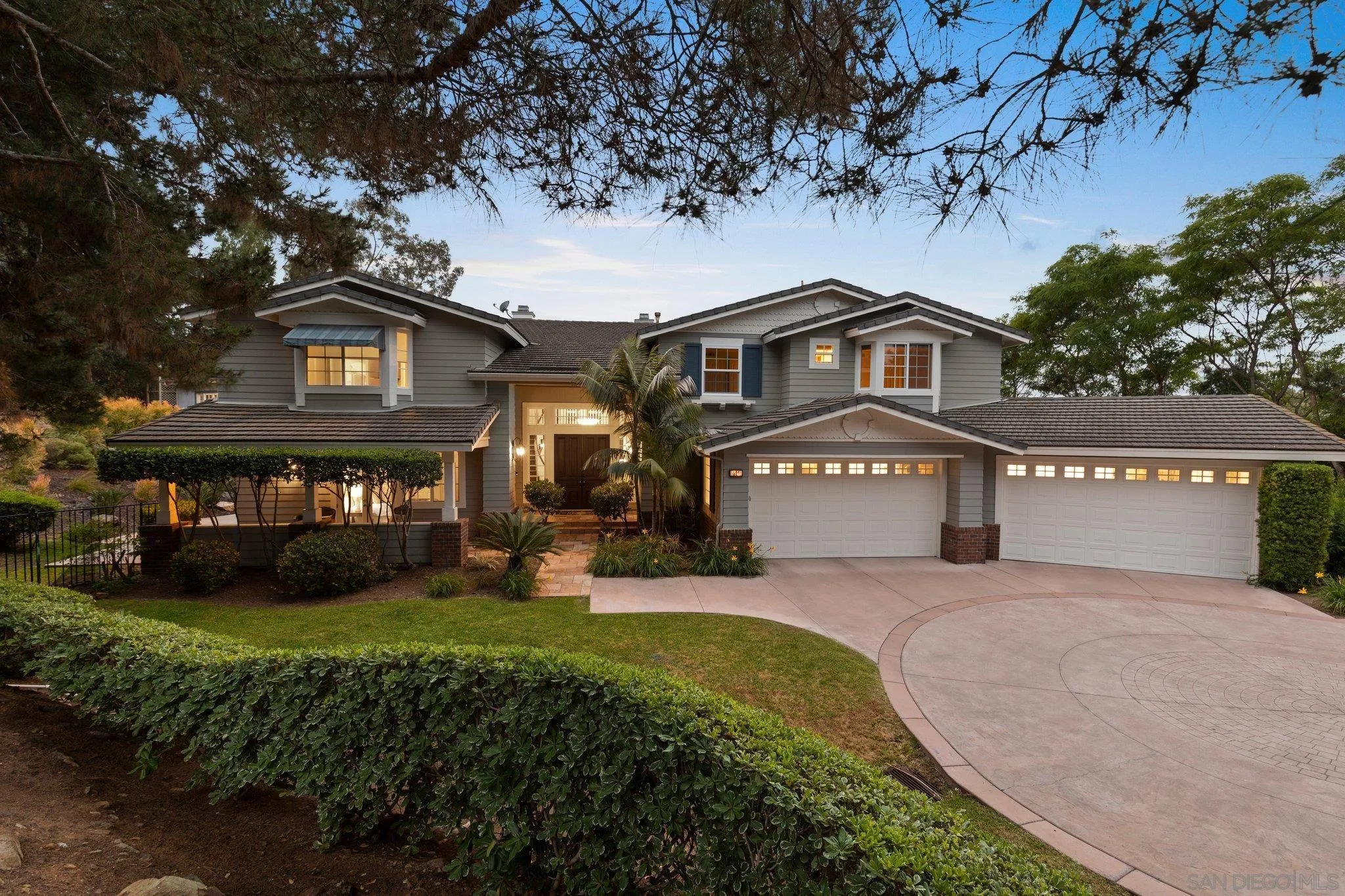 521 Latigo Row